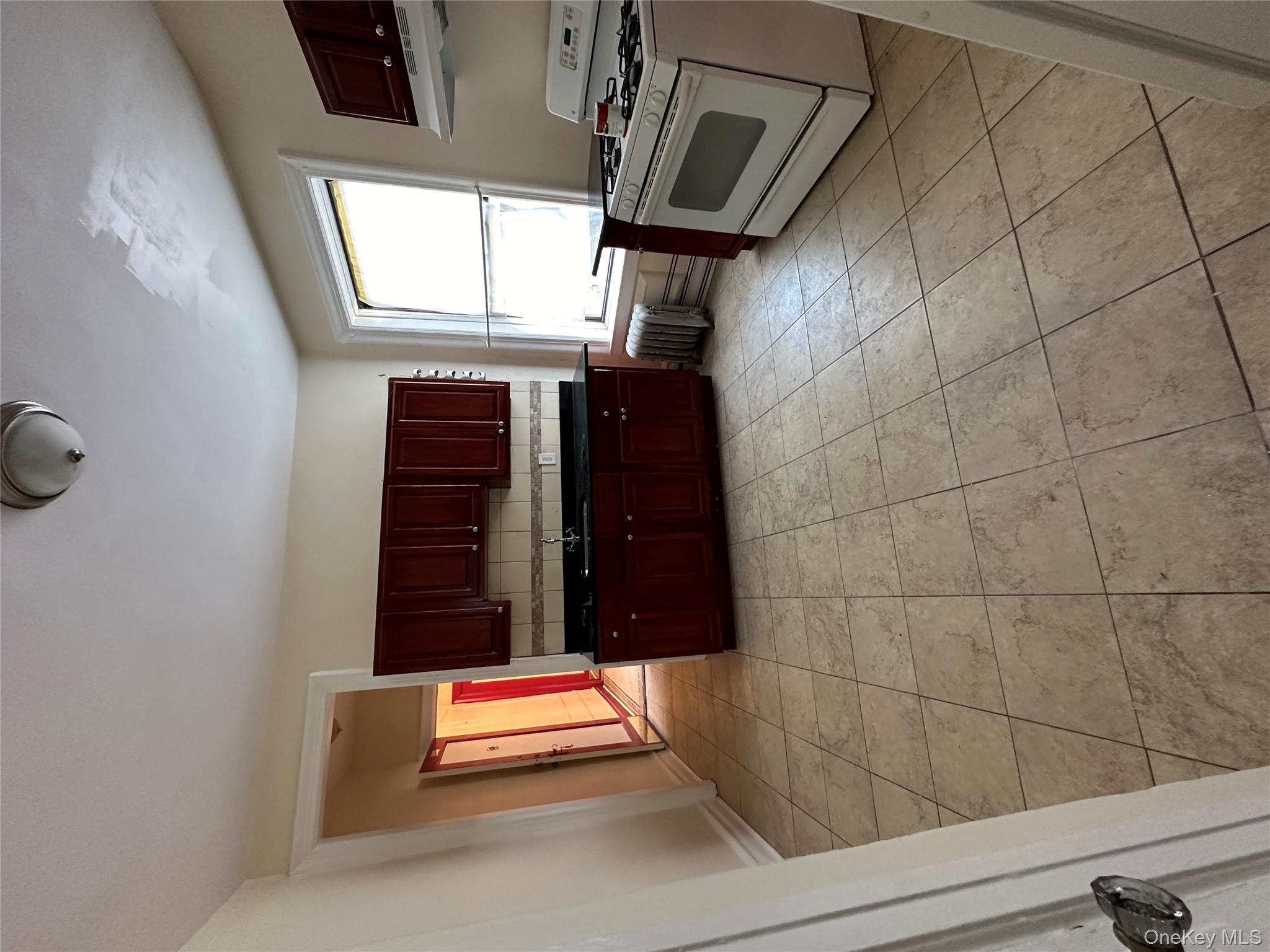 #11 photo, 596 Wyona Street, ブルックリン区 Brooklyn , NY 11207