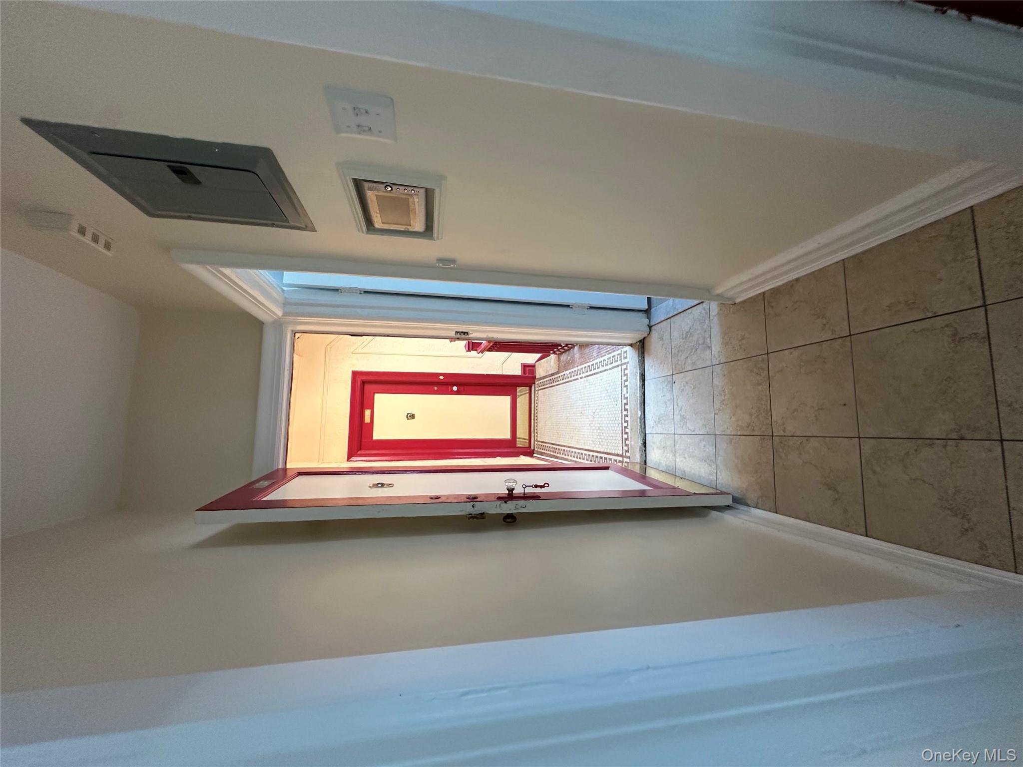 #13 photo, 596 Wyona Street, ブルックリン区 Brooklyn , NY 11207