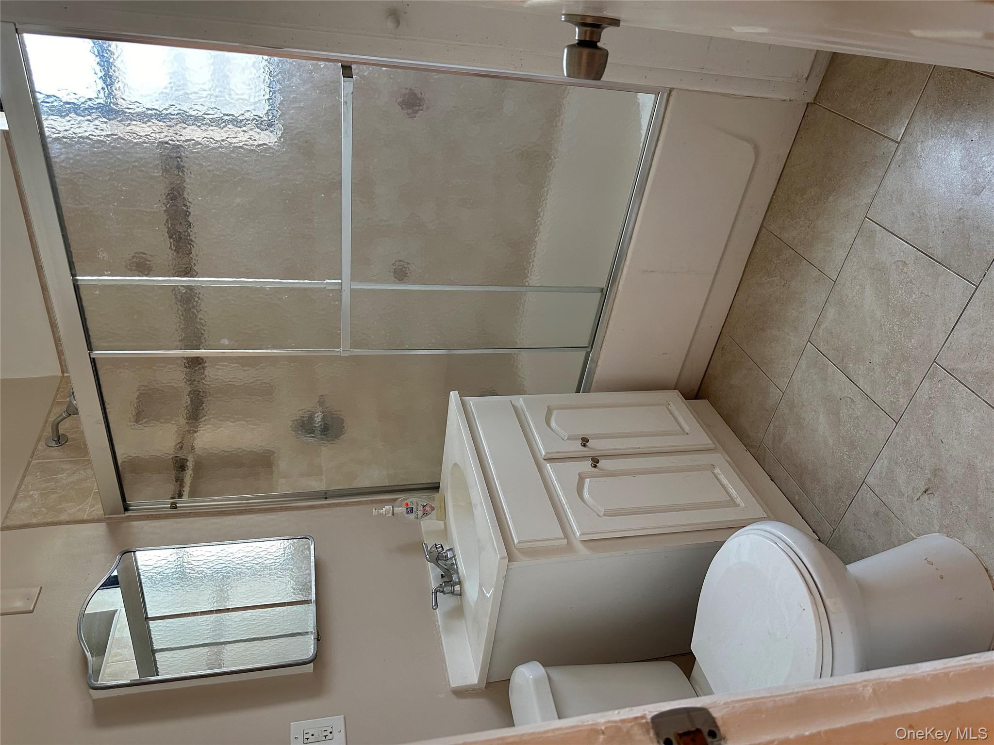 #3 photo, 596 Wyona Street, ブルックリン区 Brooklyn , NY 11207