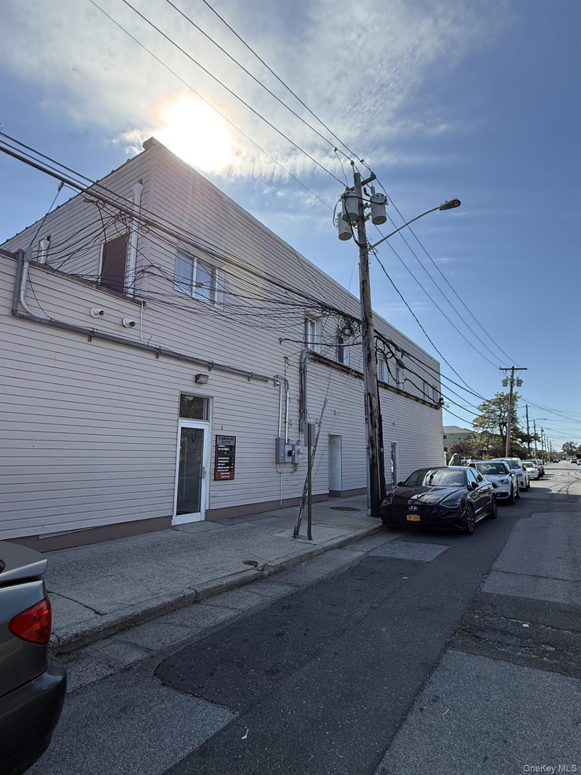 #1 photo, 2 Lawson Avenue, ナッソー郡 East Rockaway , NY 11518