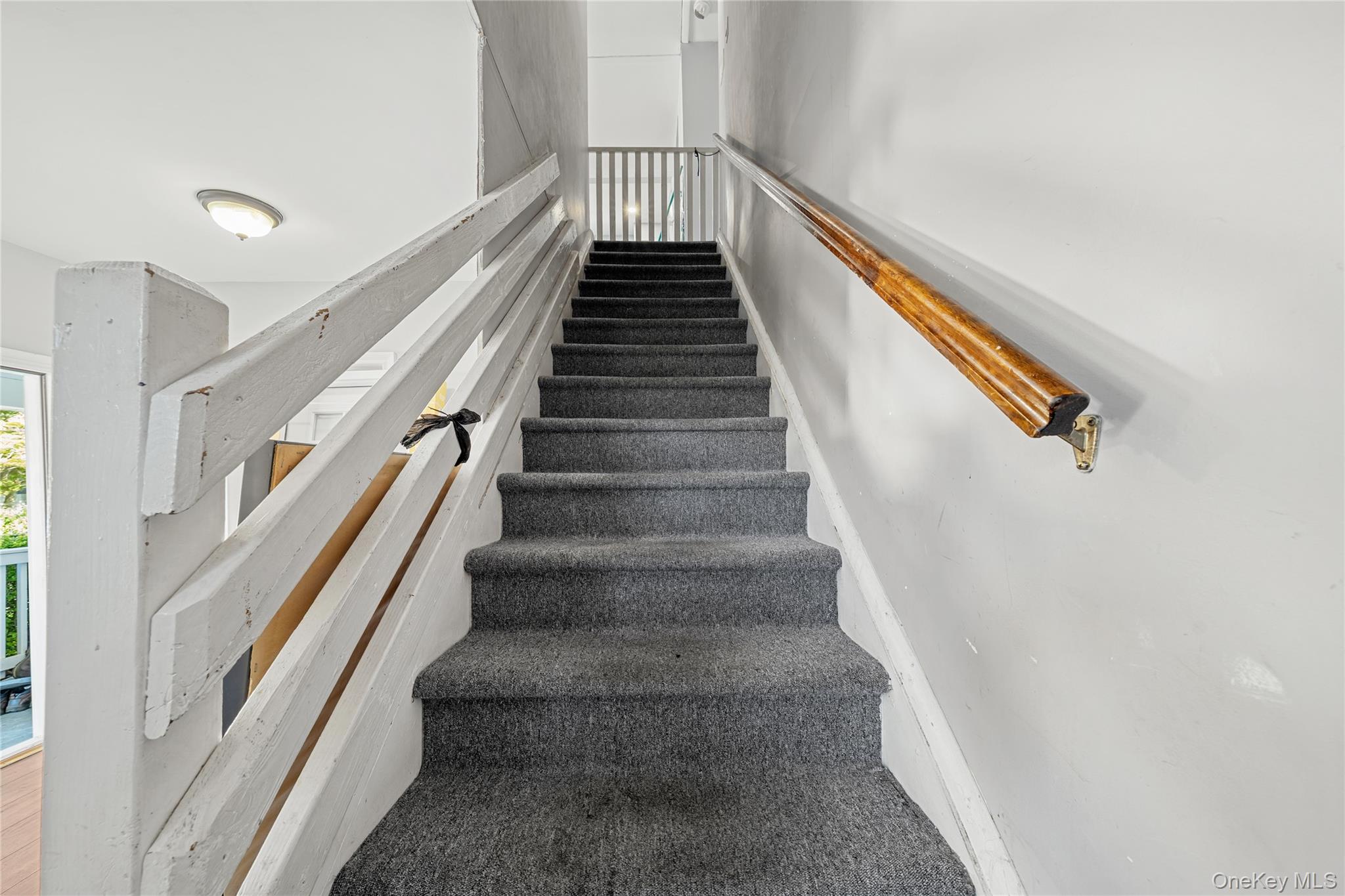 #14 photo, 84 E 9th Street, Huntington Station , NY 11746