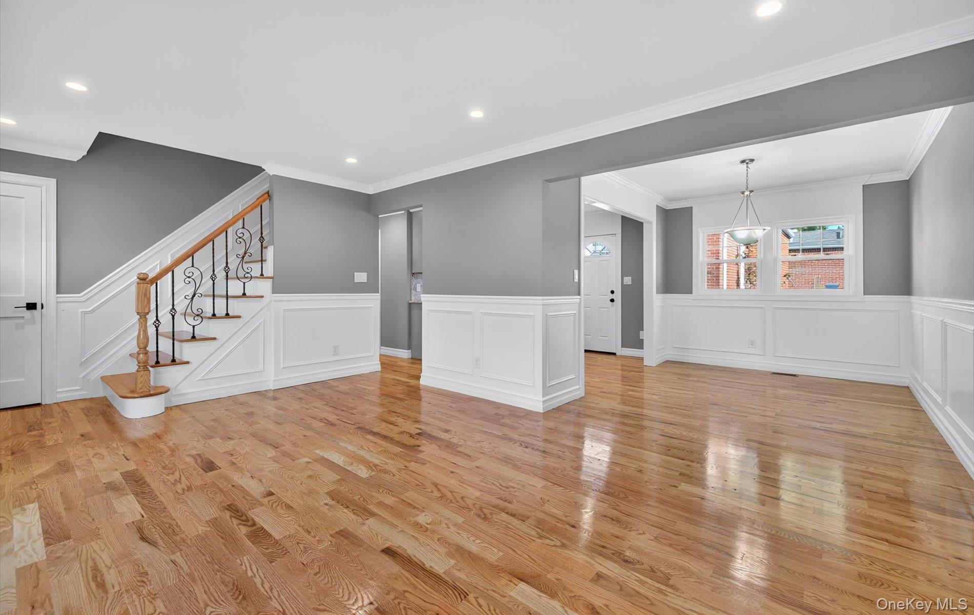 #10 photo, 1098 Russell Street, Franklin Square , NY 11010