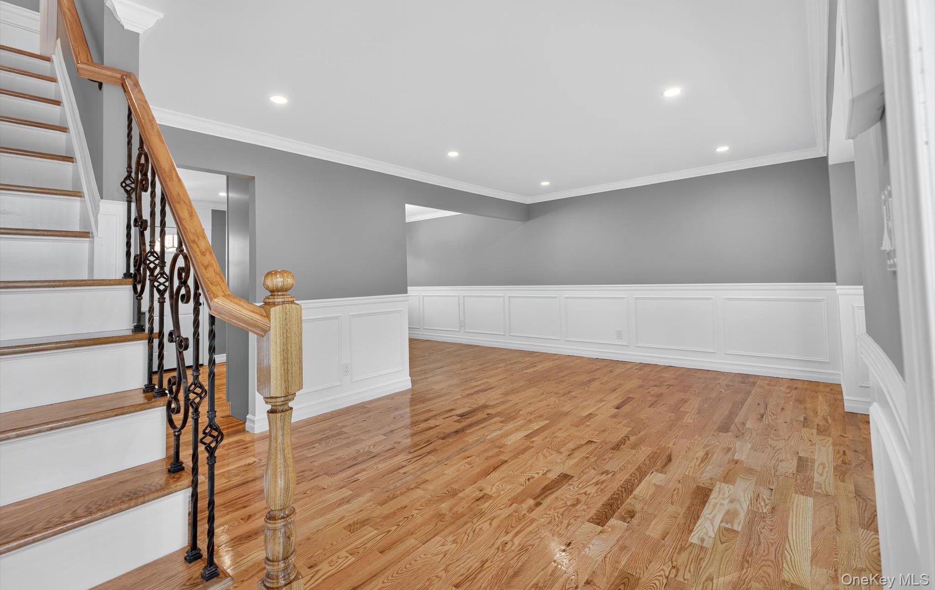 #7 photo, 1098 Russell Street, Franklin Square , NY 11010