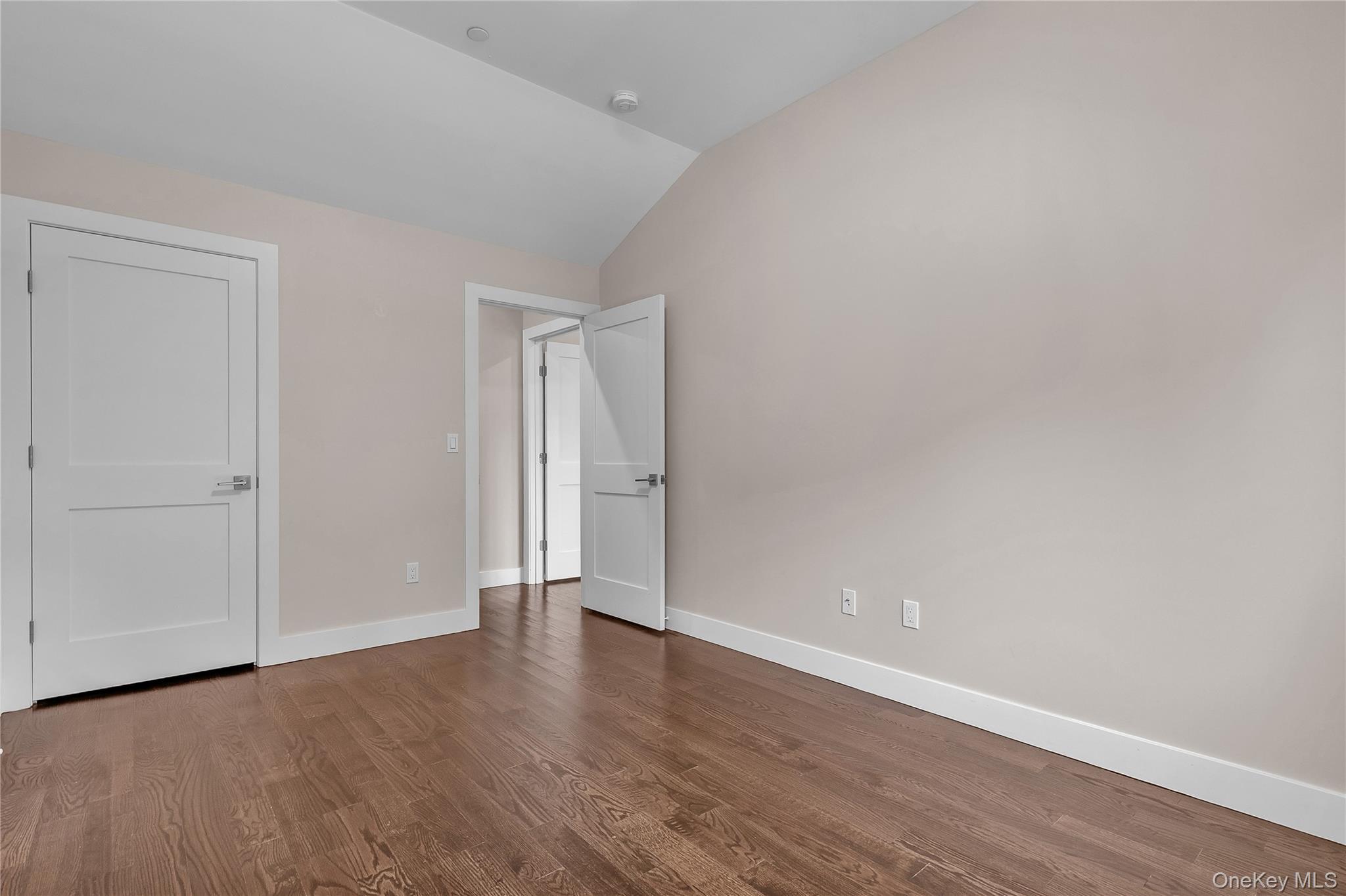 #17 photo, 13 English Lane, Dobbs Ferry , NY 10522