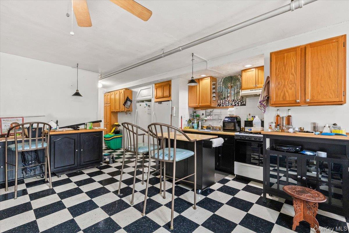 #17 photo, 3339 Kingsland Avenue, Bronx , NY 10469