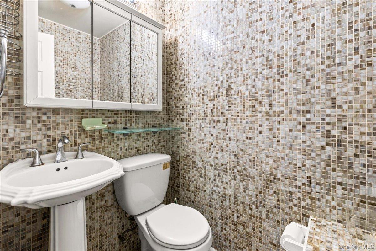 #5 photo, 3339 Kingsland Avenue, Bronx , NY 10469