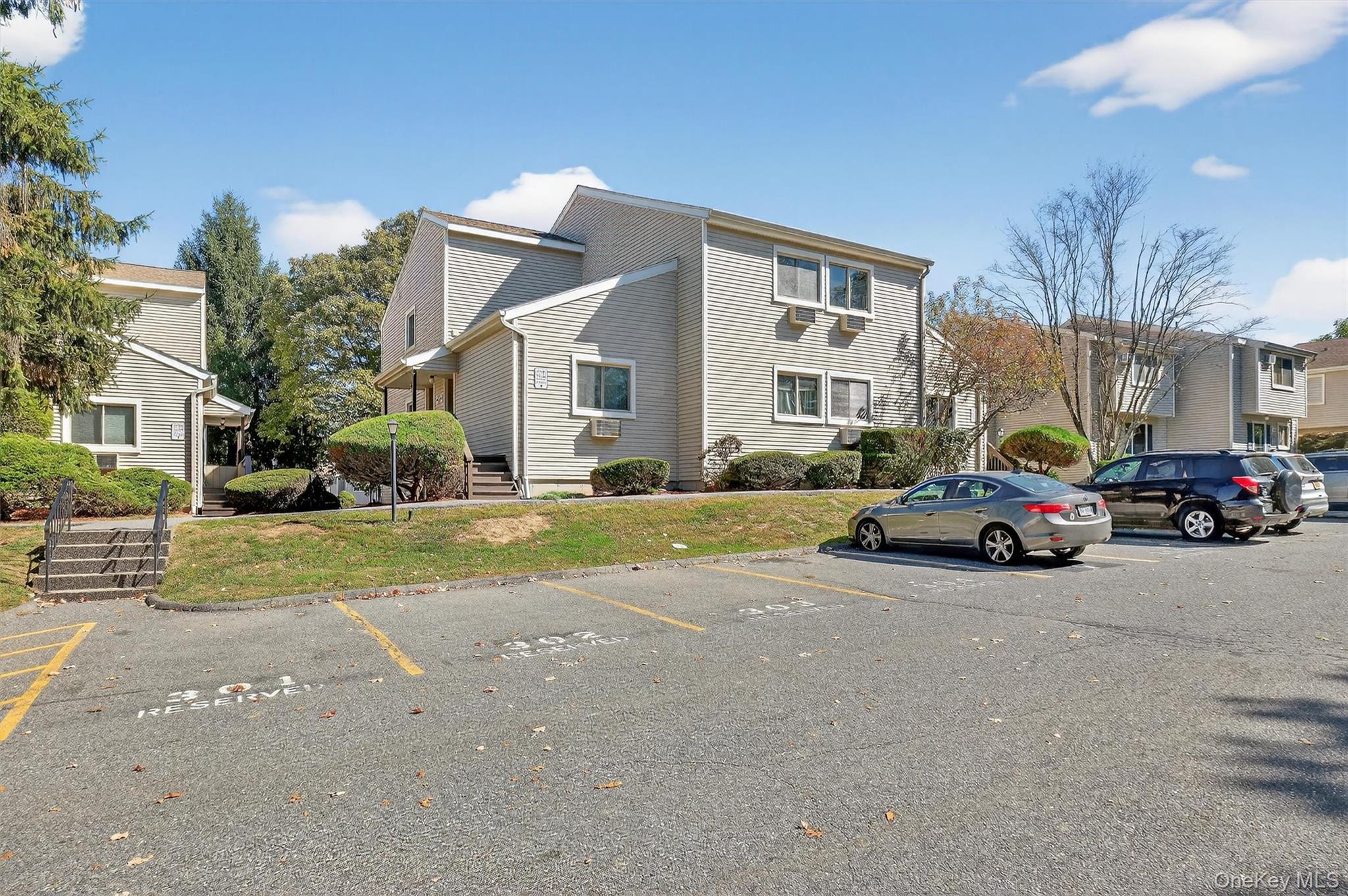 #19 photo, 3105 Village Drive, Brewster , NY 10509