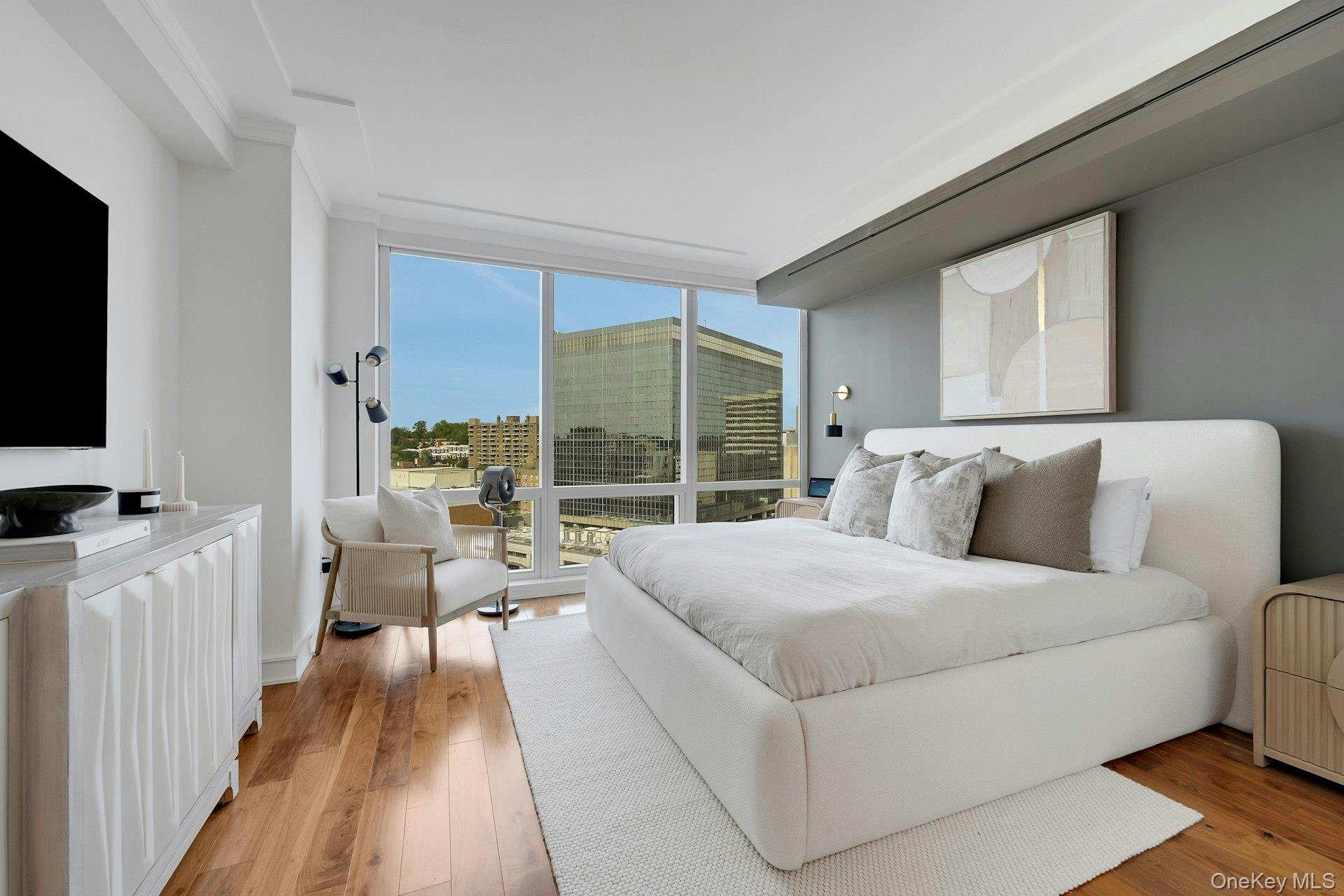 #16 photo, 5 Renaissance Square, White Plains , NY 10601