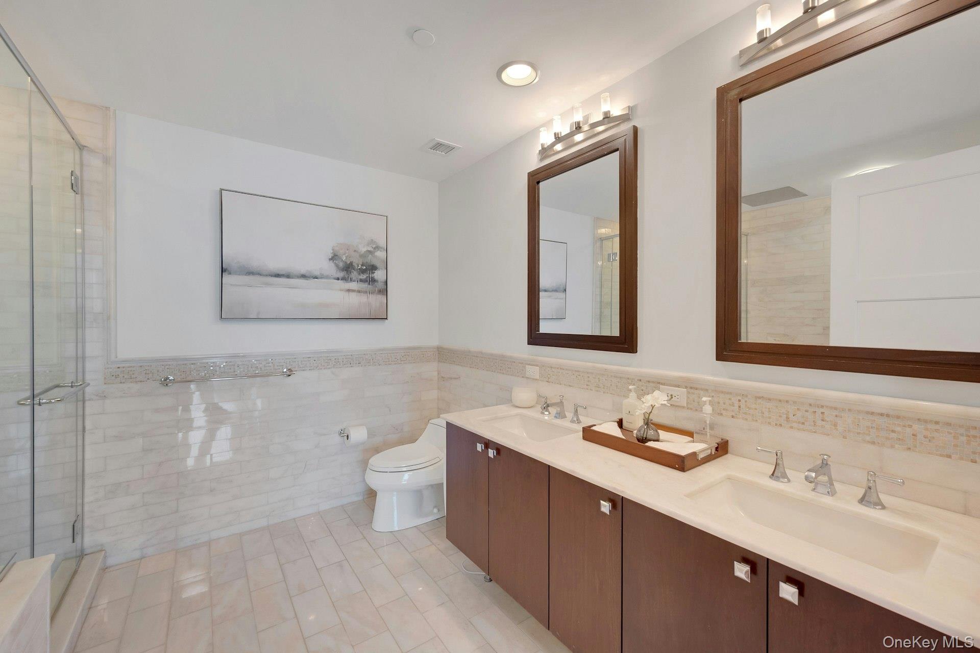 #20 photo, 5 Renaissance Square, White Plains , NY 10601