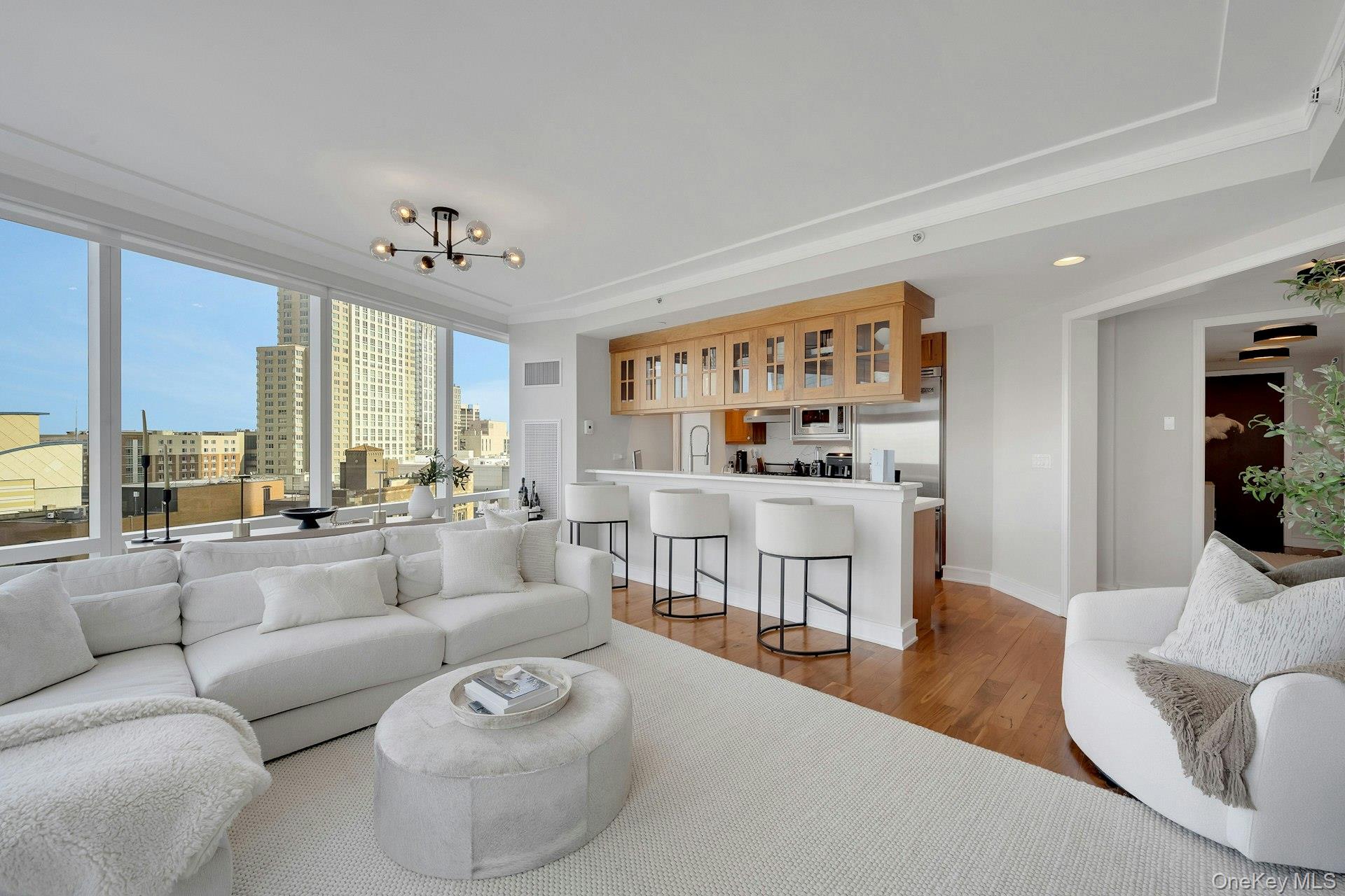 #5 photo, 5 Renaissance Square, White Plains , NY 10601