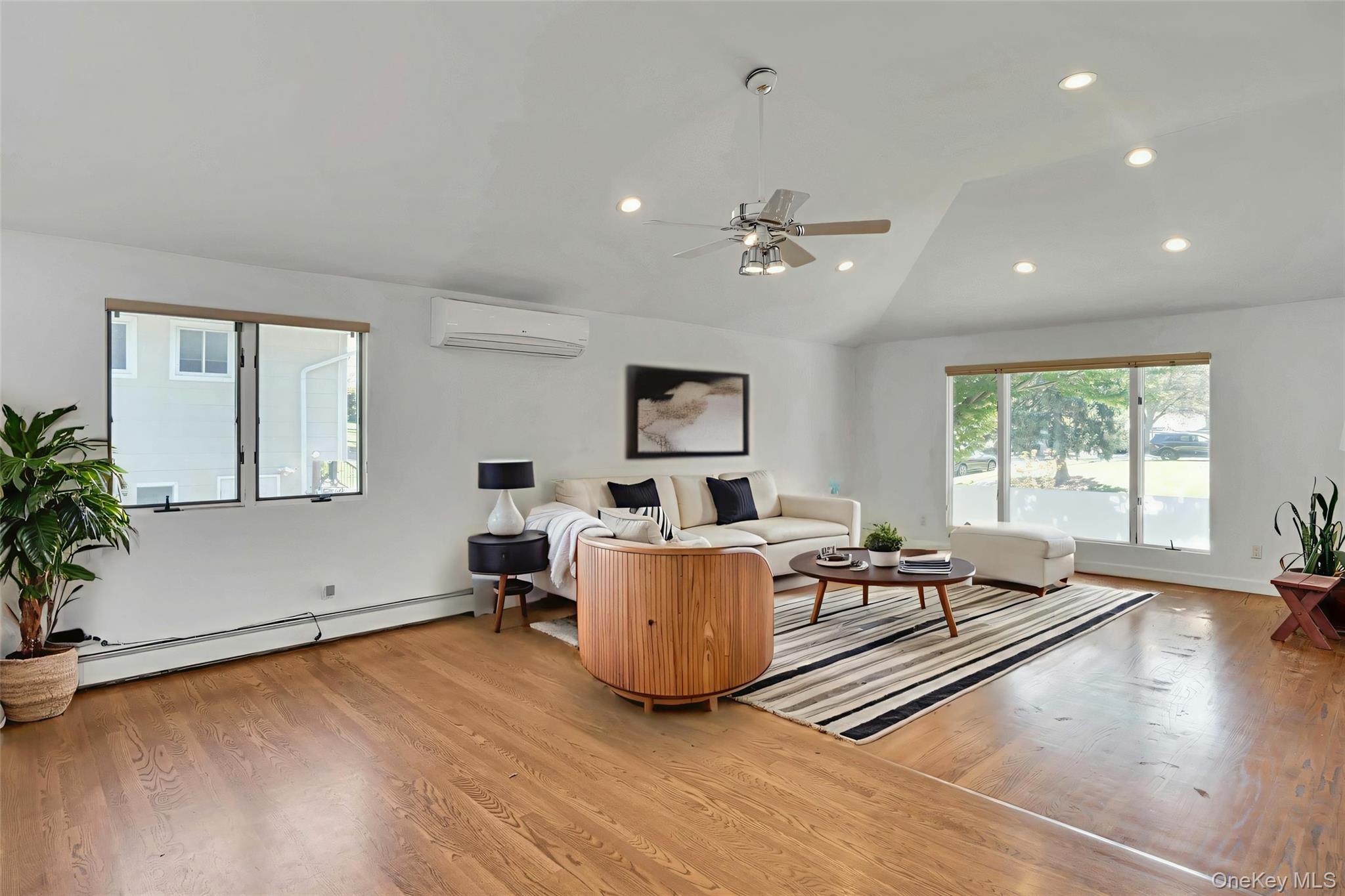 #10 photo, 33 Pittoni Drive, Commack , NY 11725