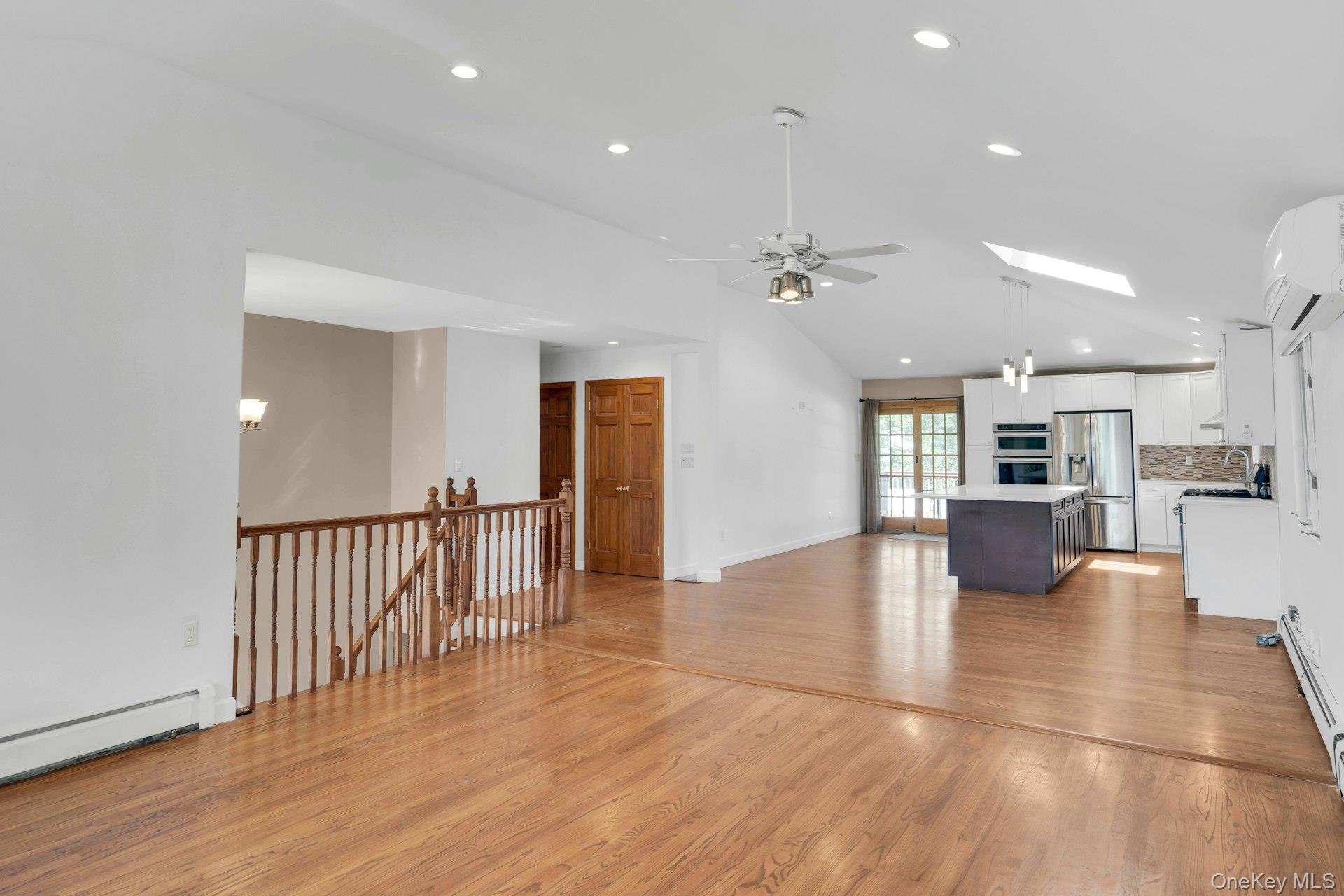 #12 photo, 33 Pittoni Drive, Commack , NY 11725