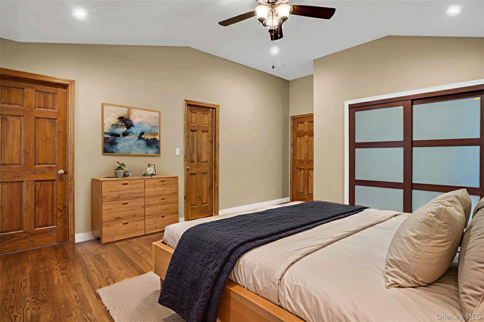 #18 photo, 33 Pittoni Drive, Commack , NY 11725