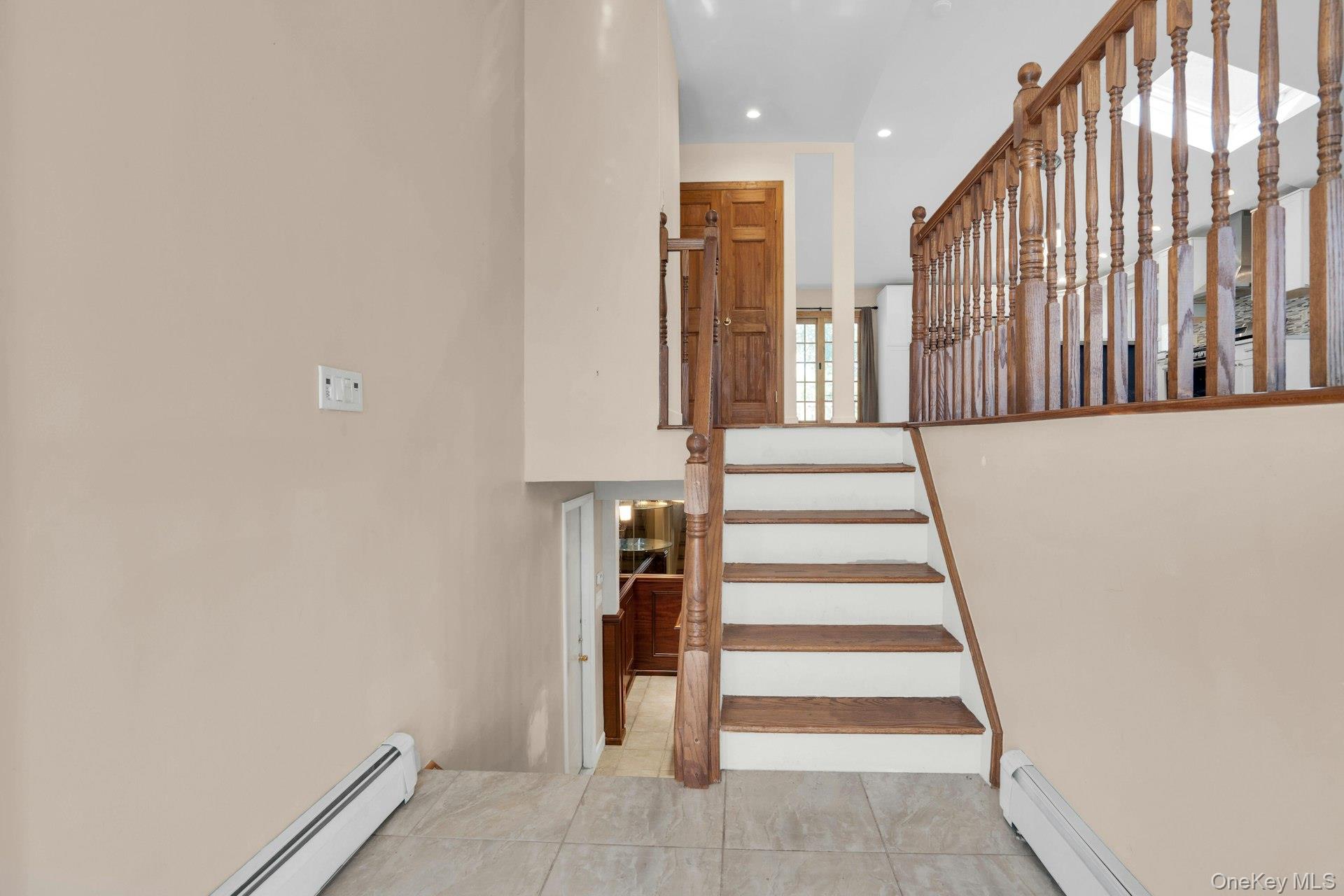 #4 photo, 33 Pittoni Drive, Commack , NY 11725