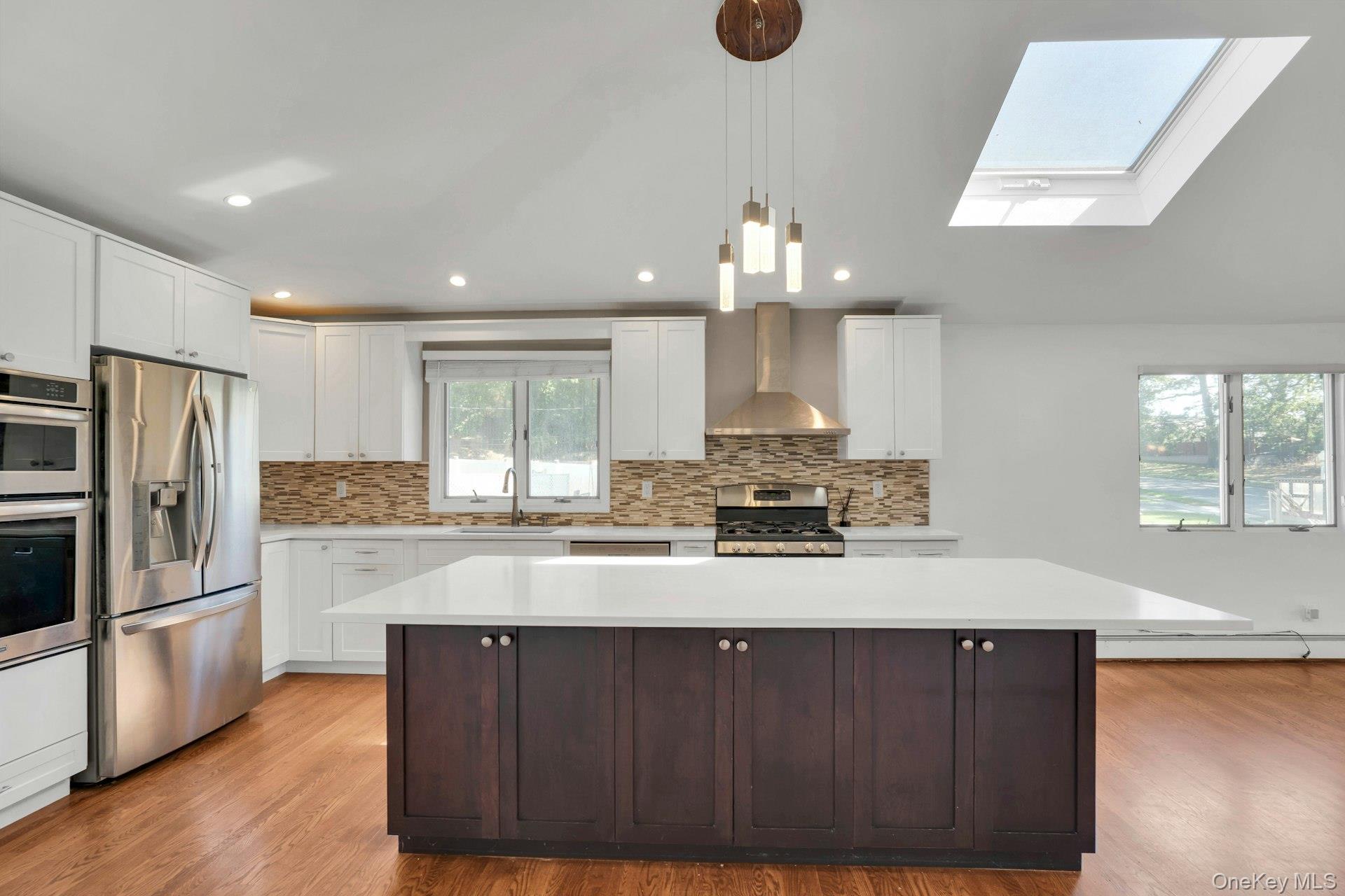 #5 photo, 33 Pittoni Drive, Commack , NY 11725