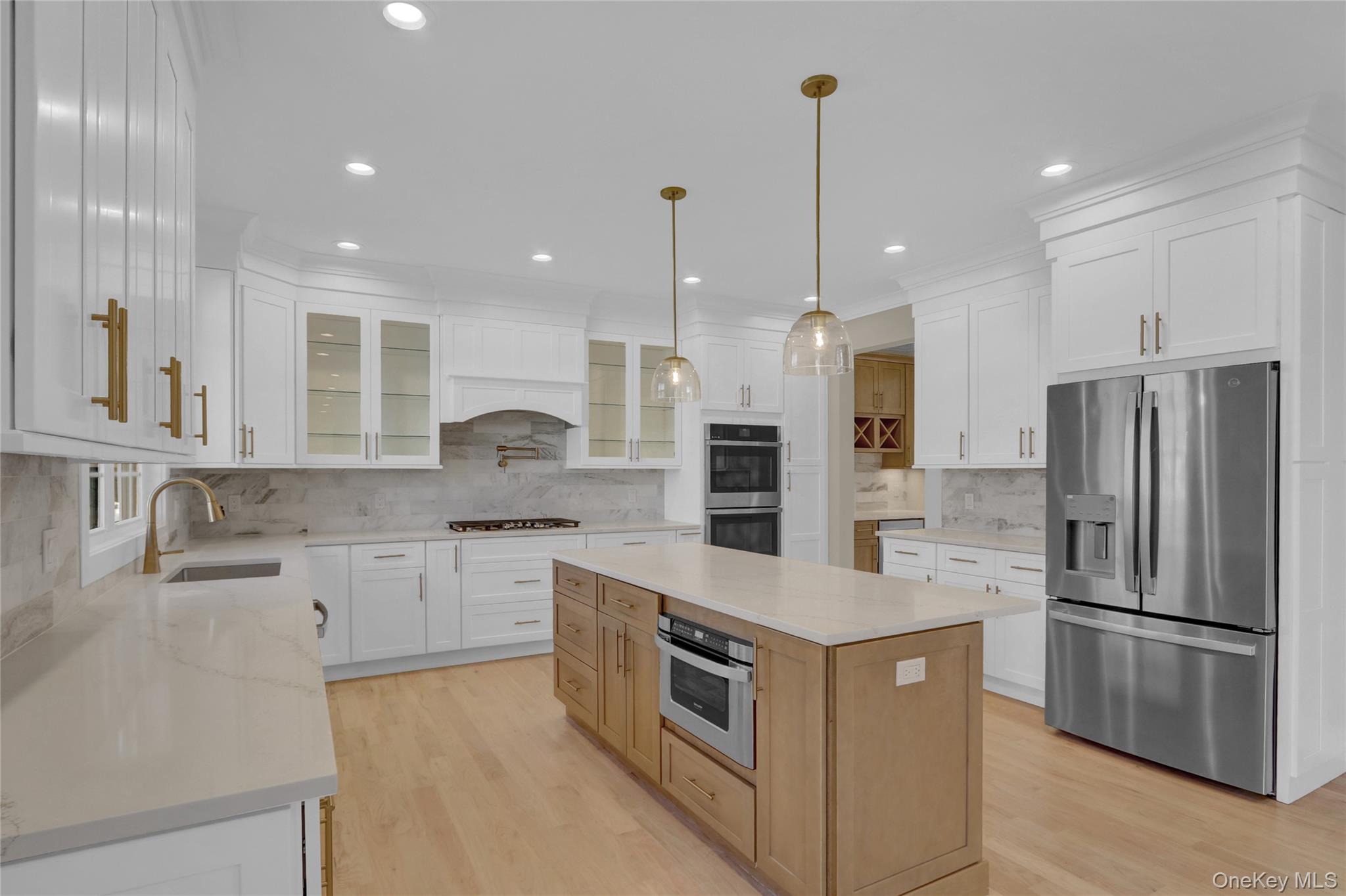 #15 photo, 1540 Spring Street, East Meadow , NY 11554