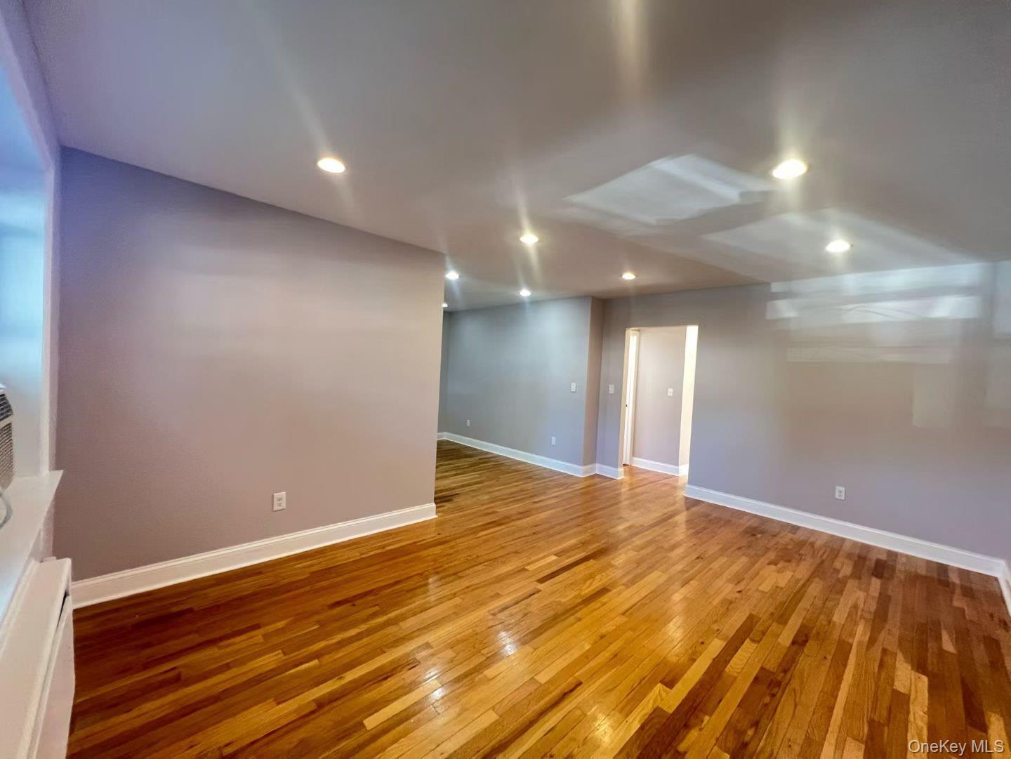 #3 photo, 136-10 Jewel Ave, Kew Garden Hills , NY 11367