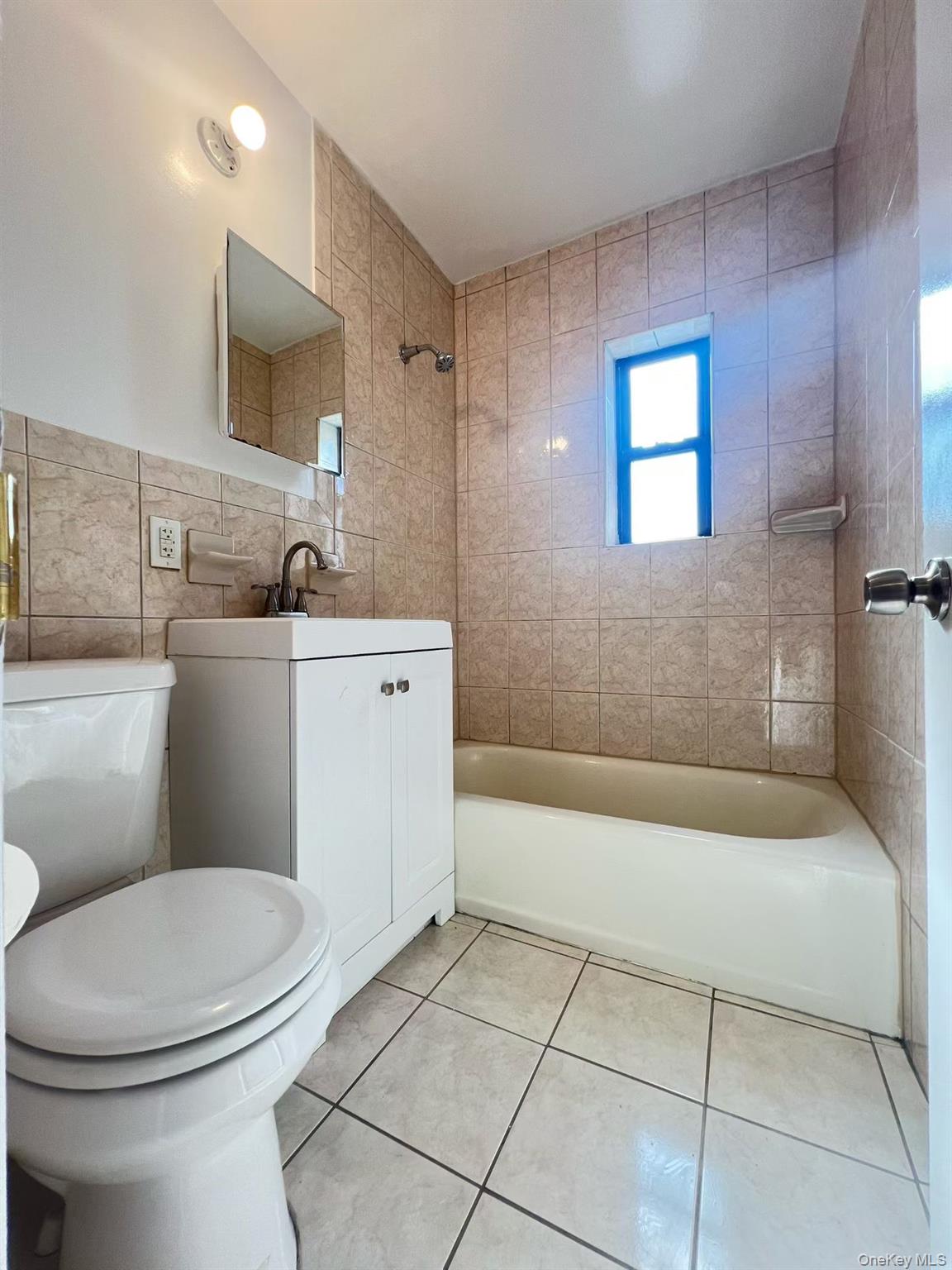 #9 photo, 136-10 Jewel Ave, Kew Garden Hills , NY 11367