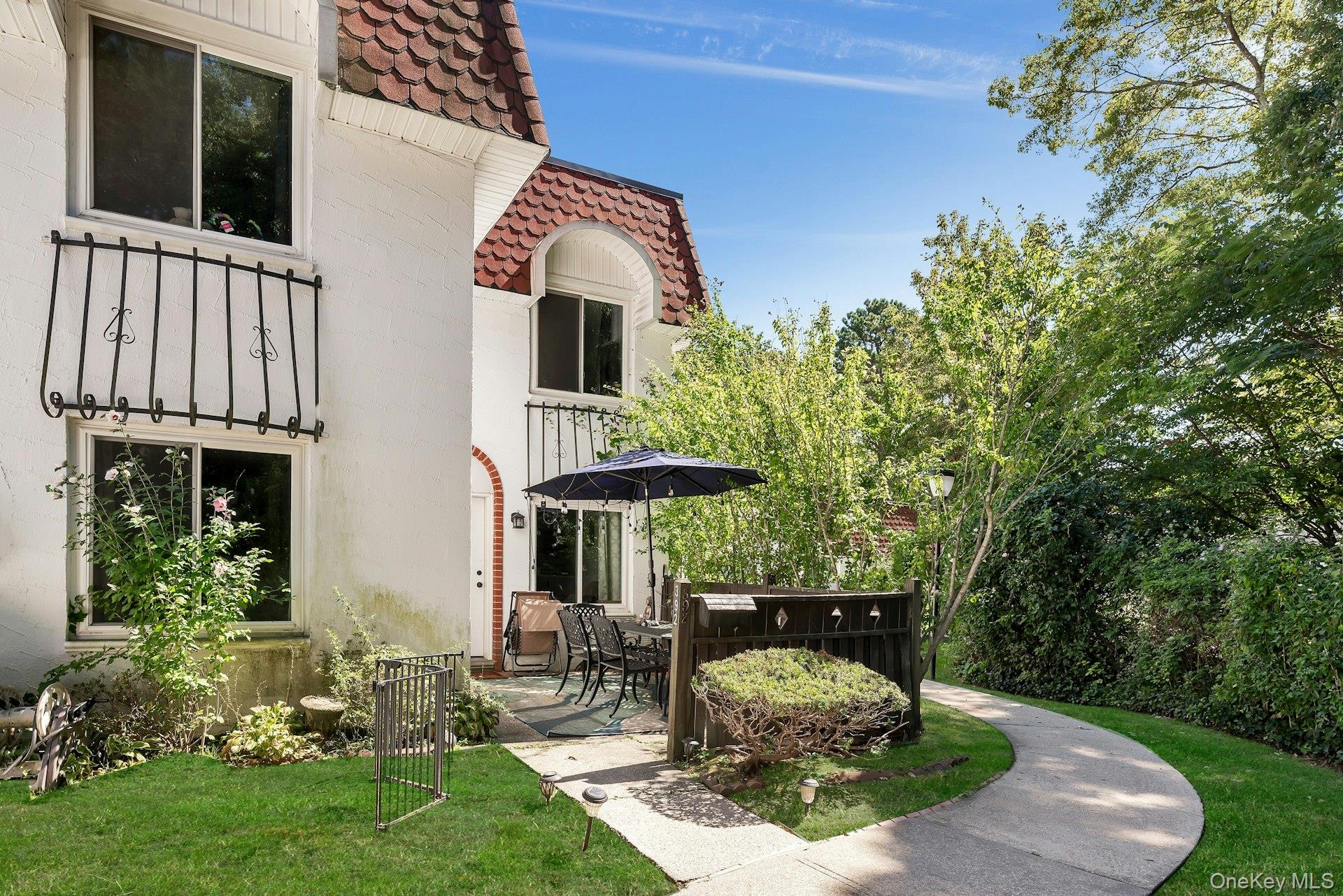 #1 photo, 392 Birchwood Road, Medford , NY 11763