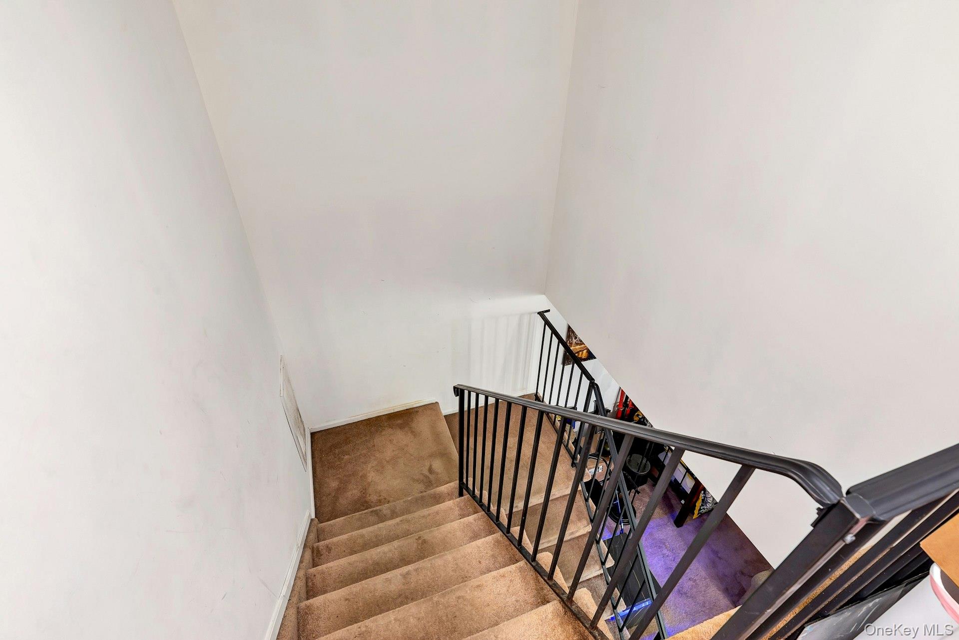 #12 photo, 392 Birchwood Road, Medford , NY 11763