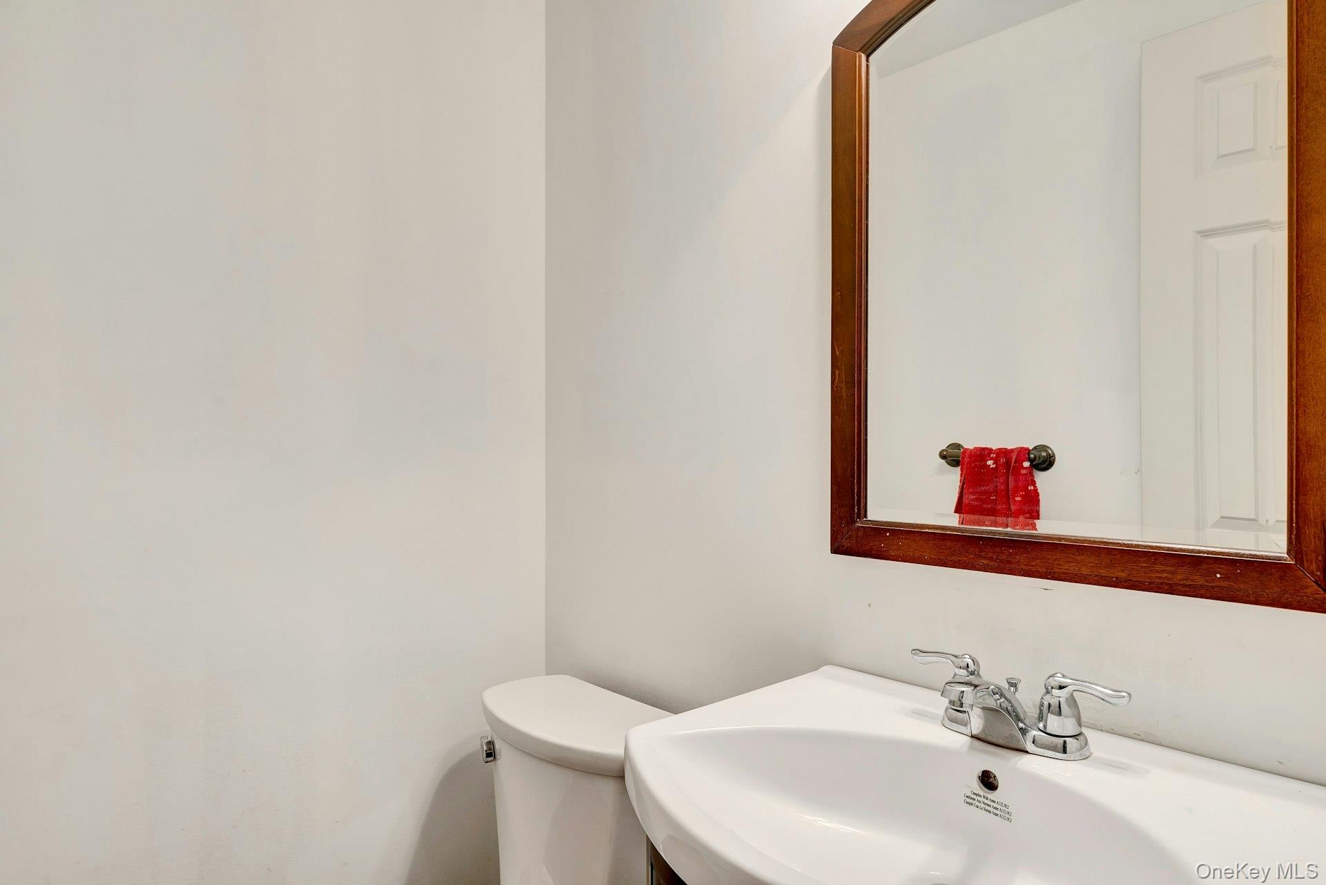 #15 photo, 392 Birchwood Road, Medford , NY 11763