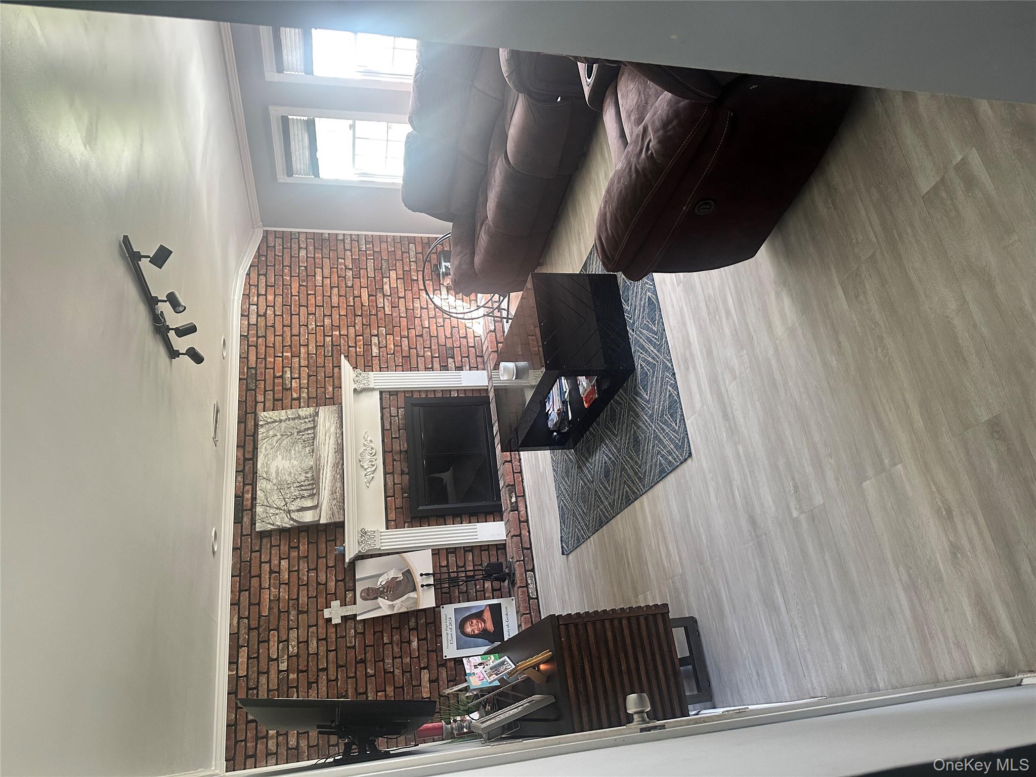 #11 photo, 209 Old Post Drive, 东长岛 哈帕克 Hauppauge , NY 11788