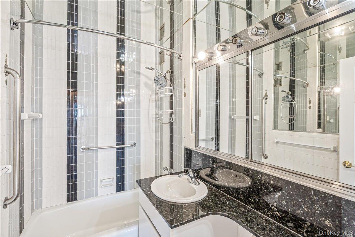 #18 photo, 18-15 215th Street, Bayside , NY 11360