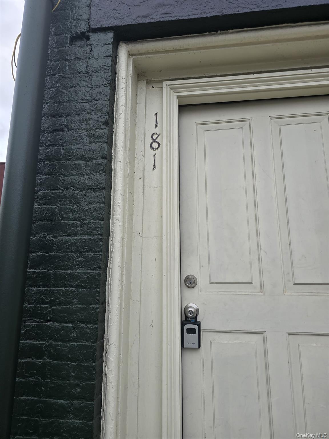 #4 photo, 181 Broadway, Newburgh , NY 12550