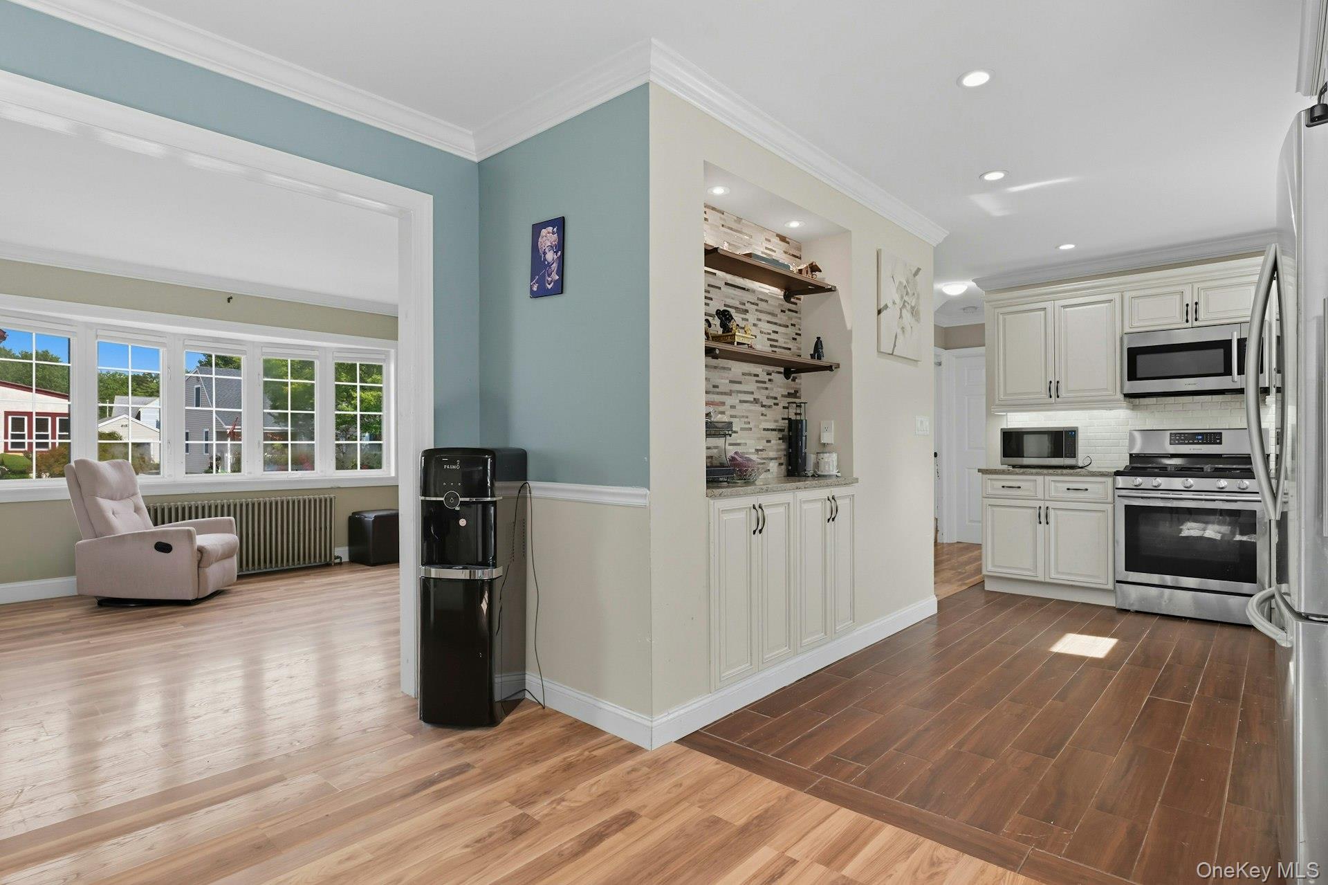 #15 photo, 3208 Linden Street, Wantagh , NY 11793