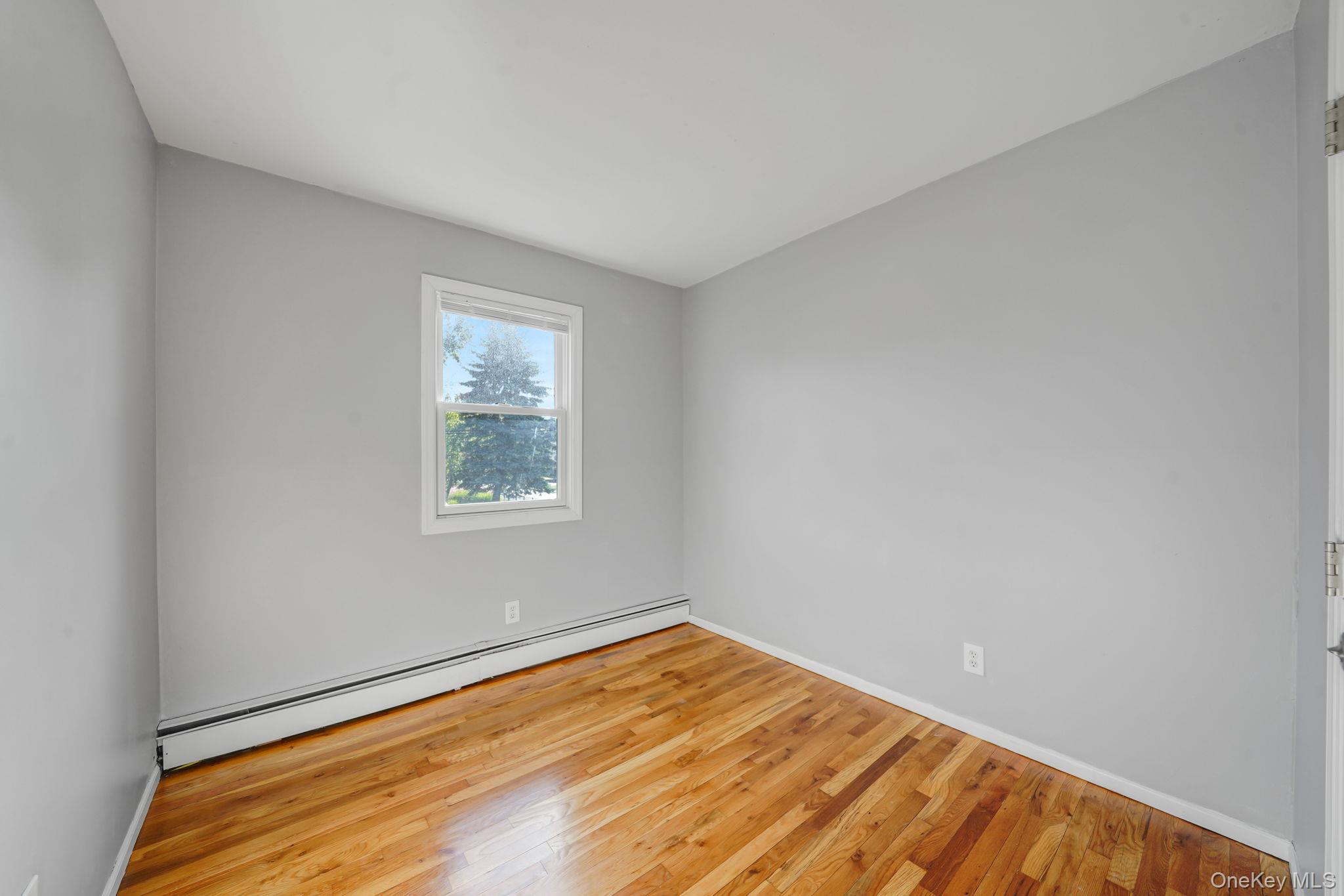 #11 photo, 7 Homecrest Avenue, サフォーク郡 Huntington Station , NY 11746