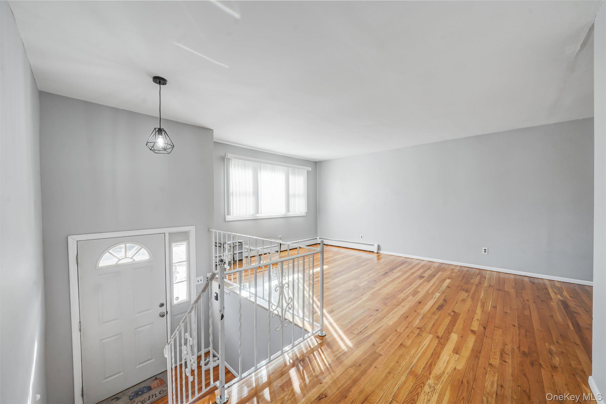 #5 photo, 7 Homecrest Avenue, サフォーク郡 Huntington Station , NY 11746