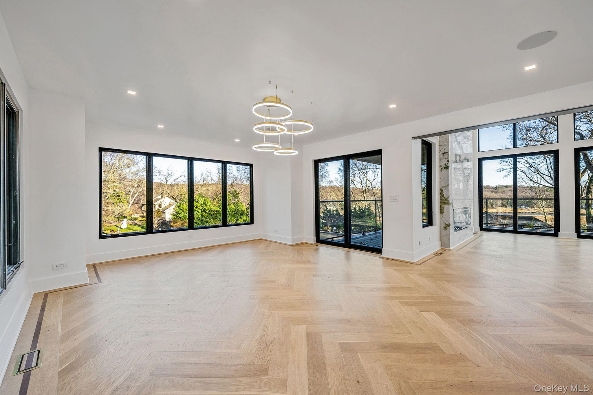 #13 photo, 7 Riverview Terrace, সাফোক কাউন্টি Smithtown , NY 11787