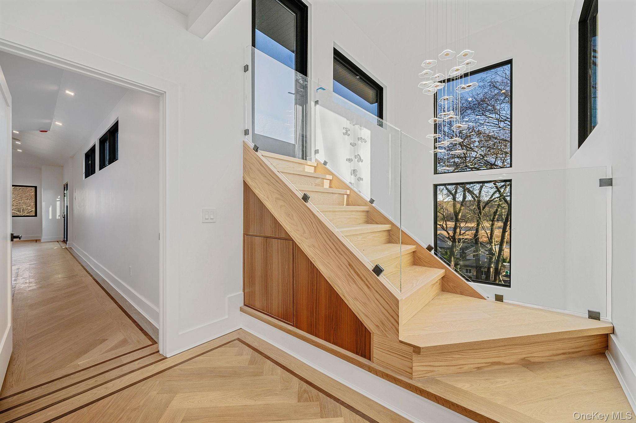 #14 photo, 7 Riverview Terrace, সাফোক কাউন্টি Smithtown , NY 11787