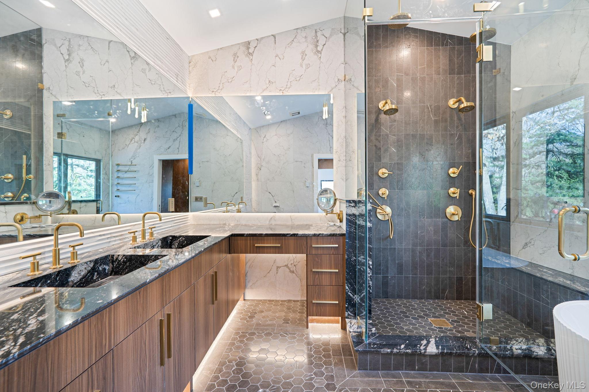 #16 photo, 7 Riverview Terrace, সাফোক কাউন্টি Smithtown , NY 11787