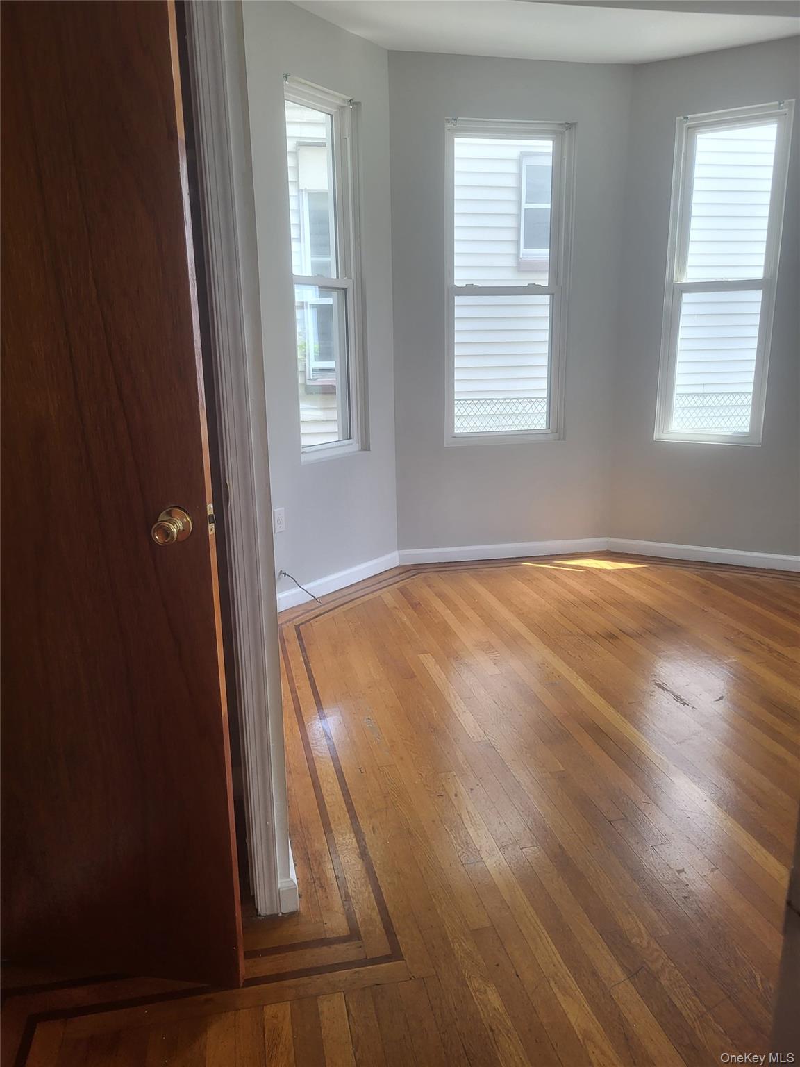 #6 photo, 93-10 50th Avenue, Elmhurst , NY 11373