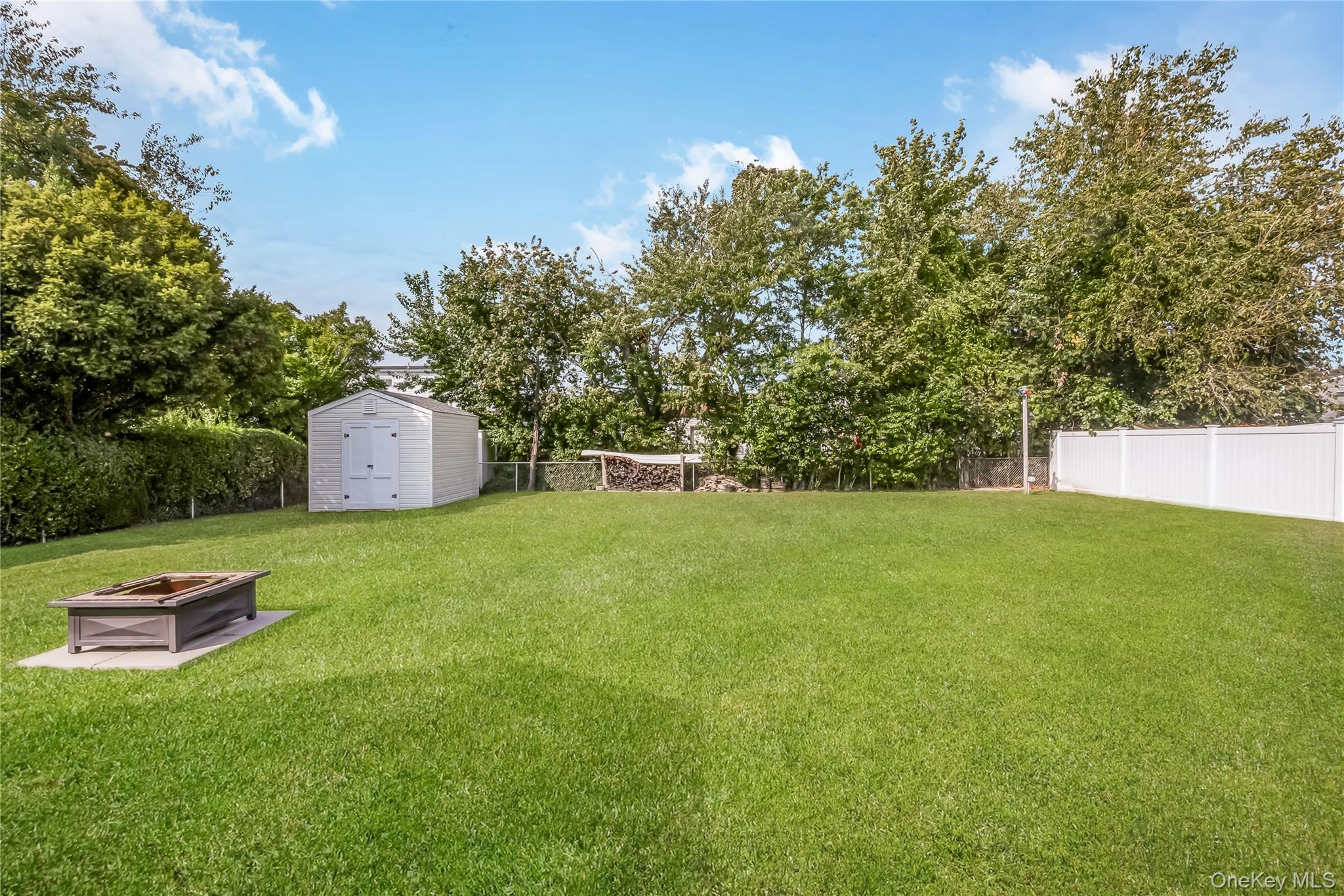 #11 photo, 15 Whalen Street, North Babylon , NY 11703