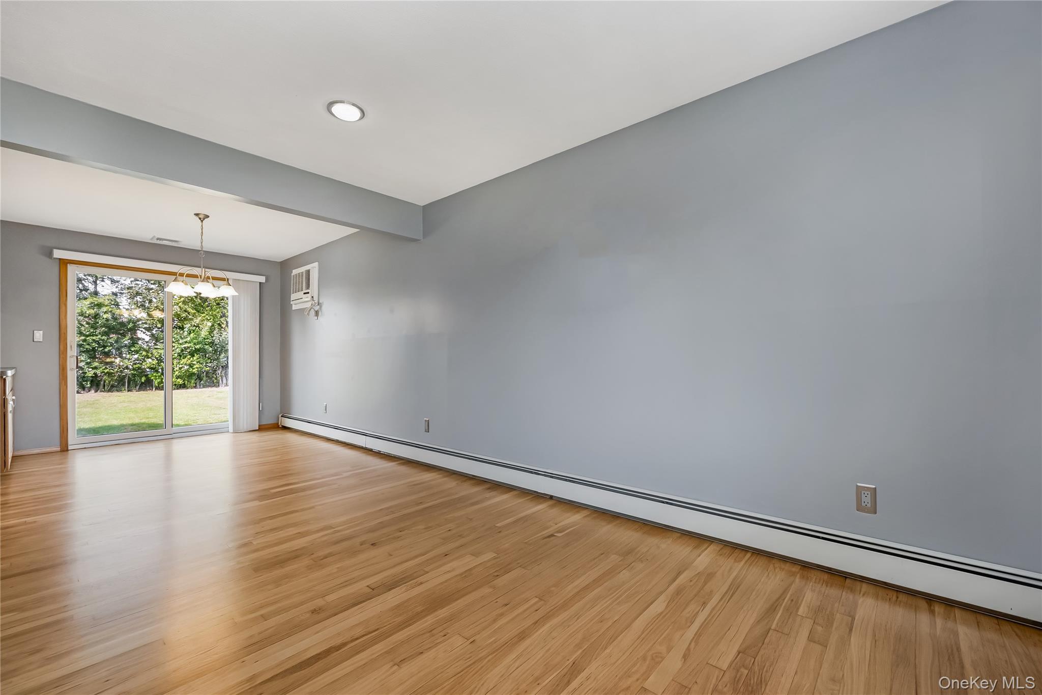 #15 photo, 15 Whalen Street, North Babylon , NY 11703