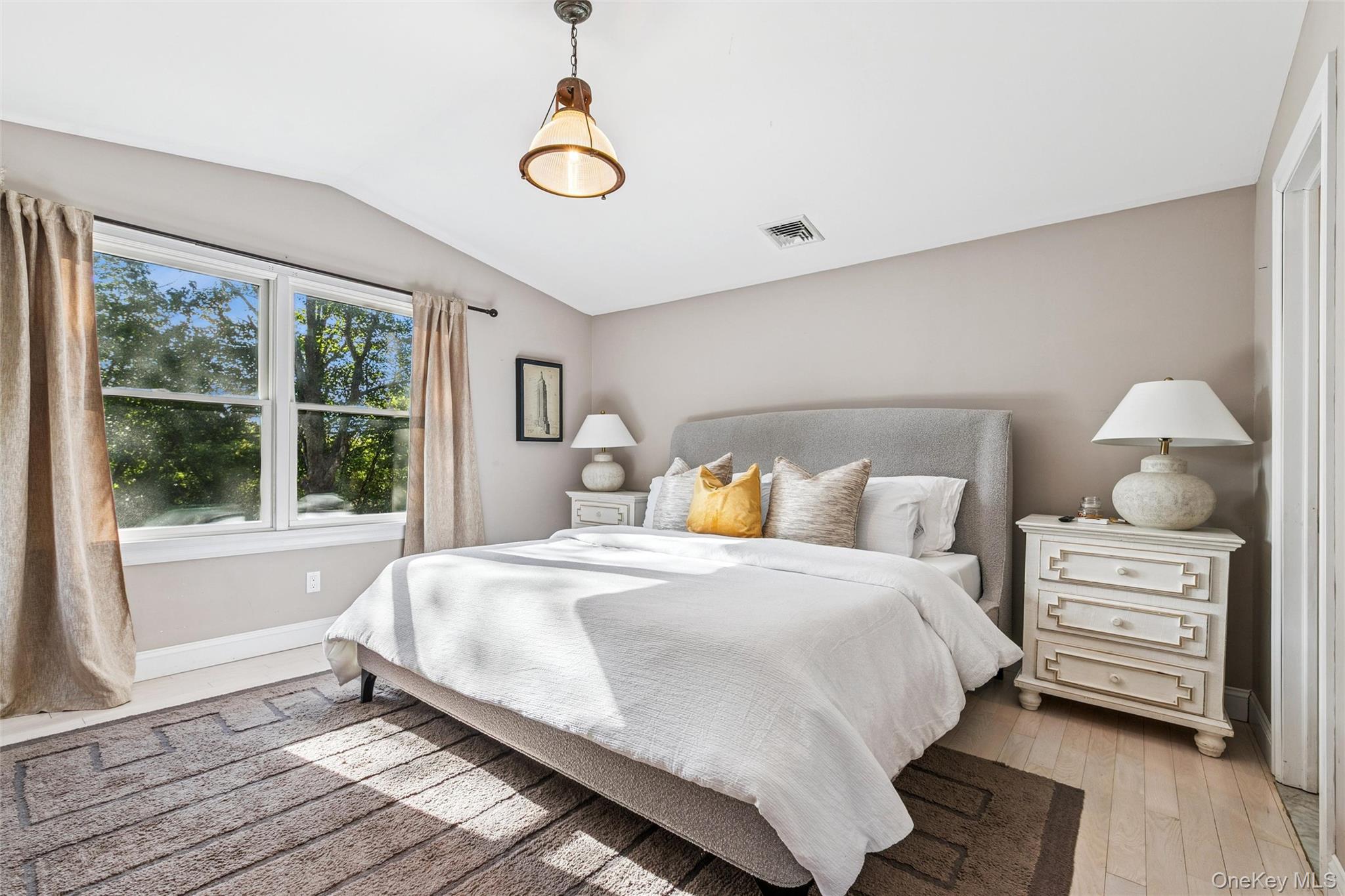 #15 photo, 212 LUMBER LN, Bridgehampton , NY 11932