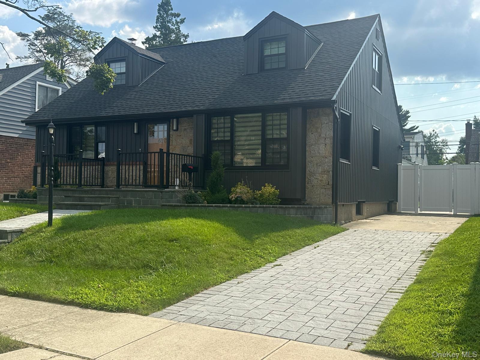 #1 photo, 63 Pembrook Drive, Mineola , NY 11501