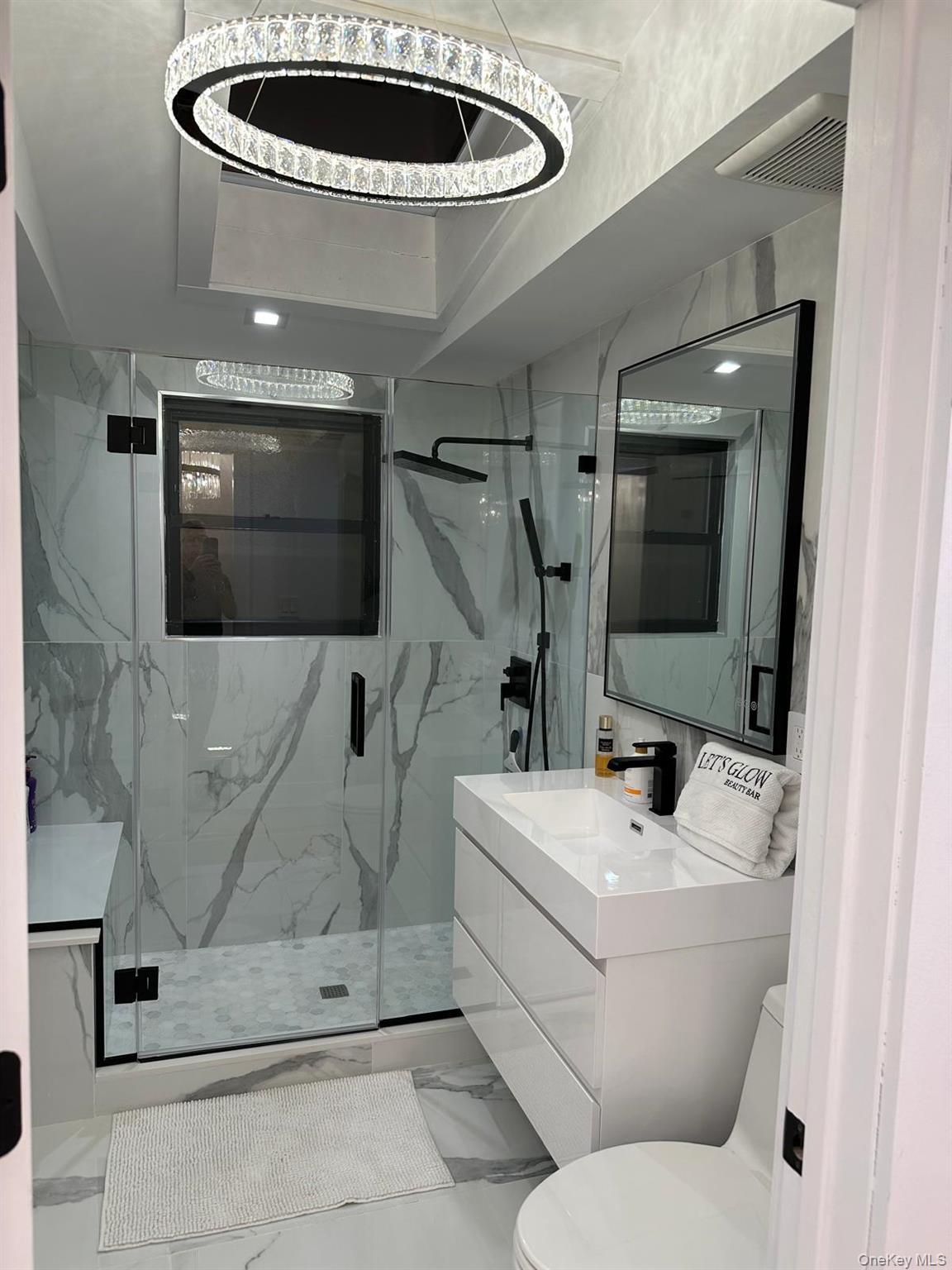 #18 photo, 63 Pembrook Drive, Mineola , NY 11501