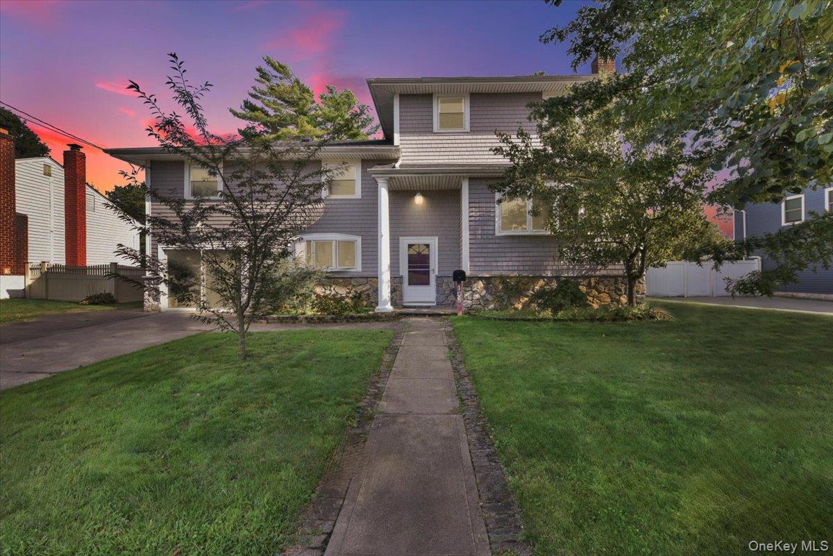 #1 photo, 108 Block Boulevard, Massapequa , NY 11762