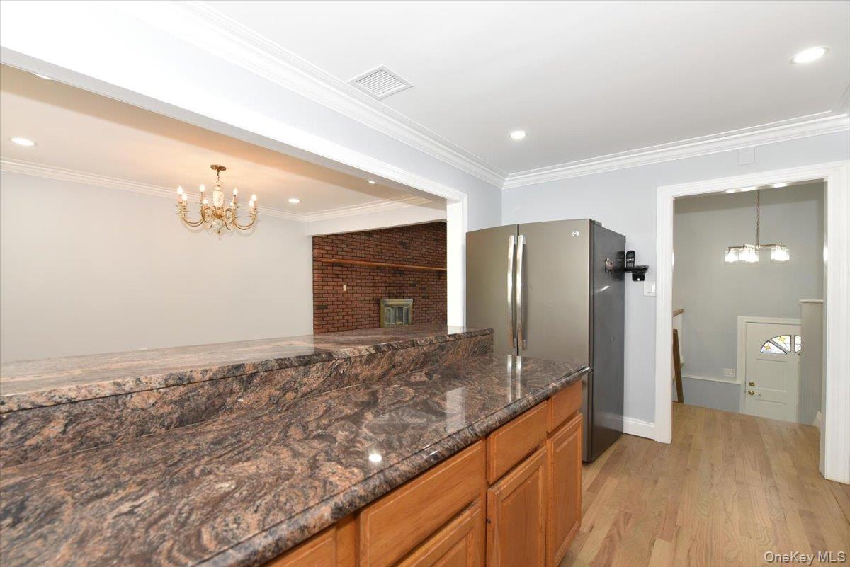 #14 photo, 108 Block Boulevard, Massapequa , NY 11762