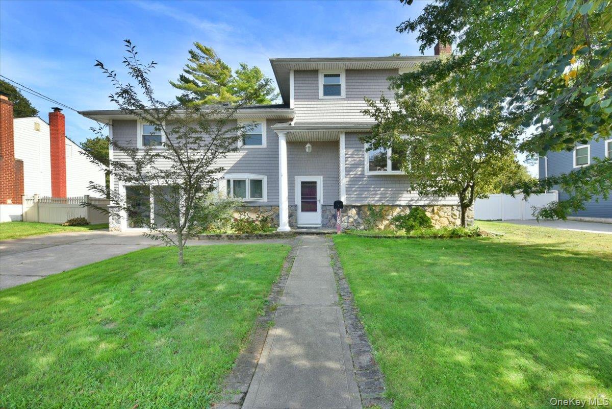 #2 photo, 108 Block Boulevard, Massapequa , NY 11762