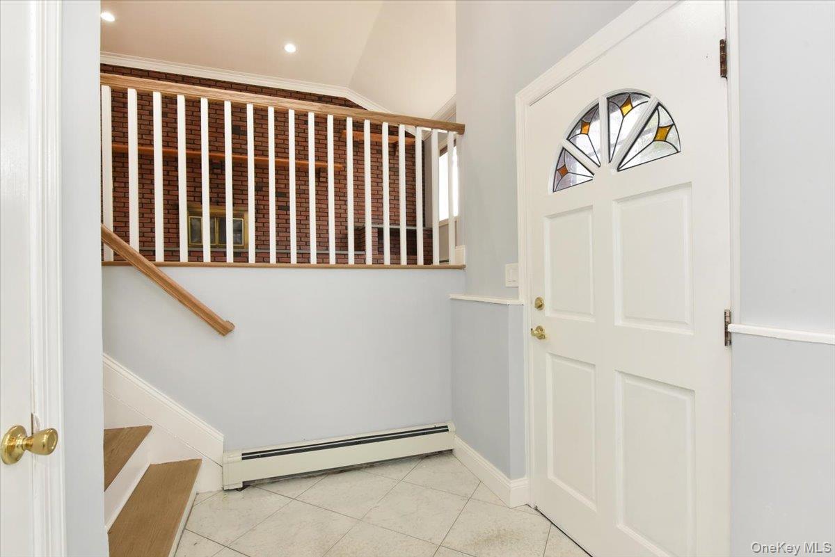 #5 photo, 108 Block Boulevard, Massapequa , NY 11762