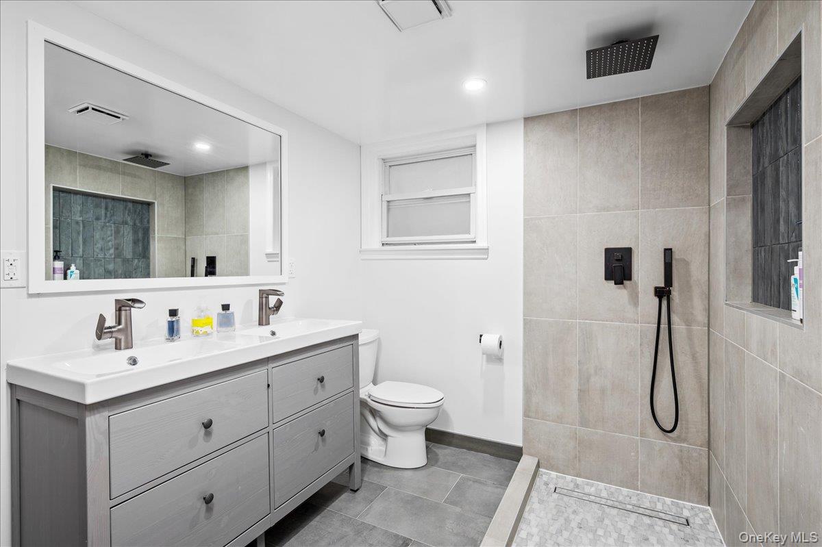 #19 photo, 29 Turner Street, Yonkers , NY 10704