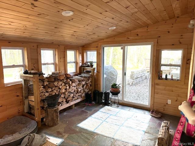 #15 photo, 32 Greentree Drive, Hyde Park , NY 12538