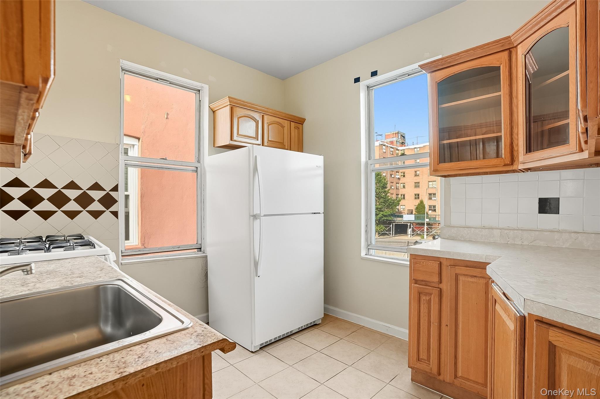 #11 photo, 1036 Metcalf Avenue, Bronx , NY 10472