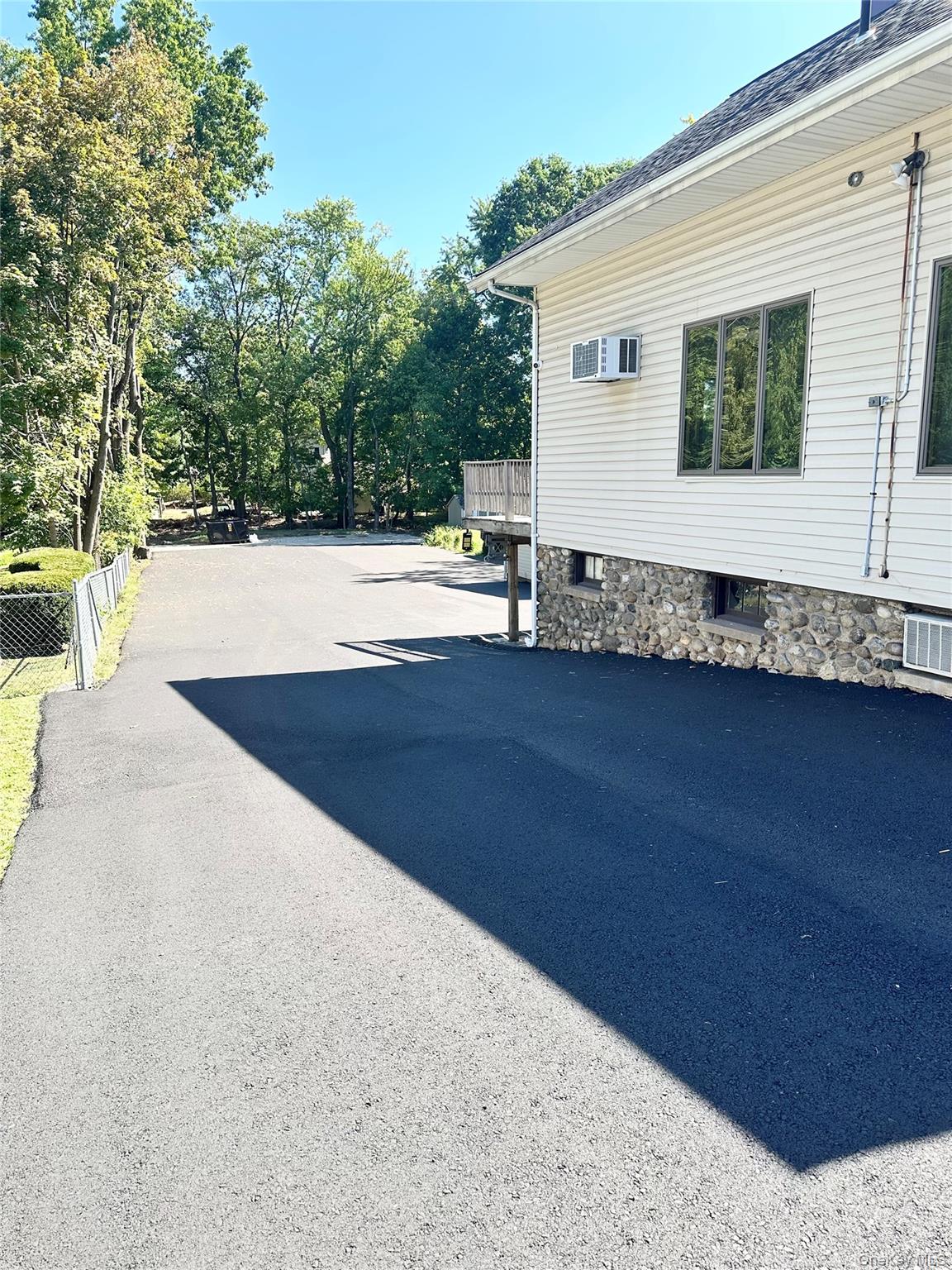 #2 photo, 282 N Middletown Road, Pearl River , NY 10965