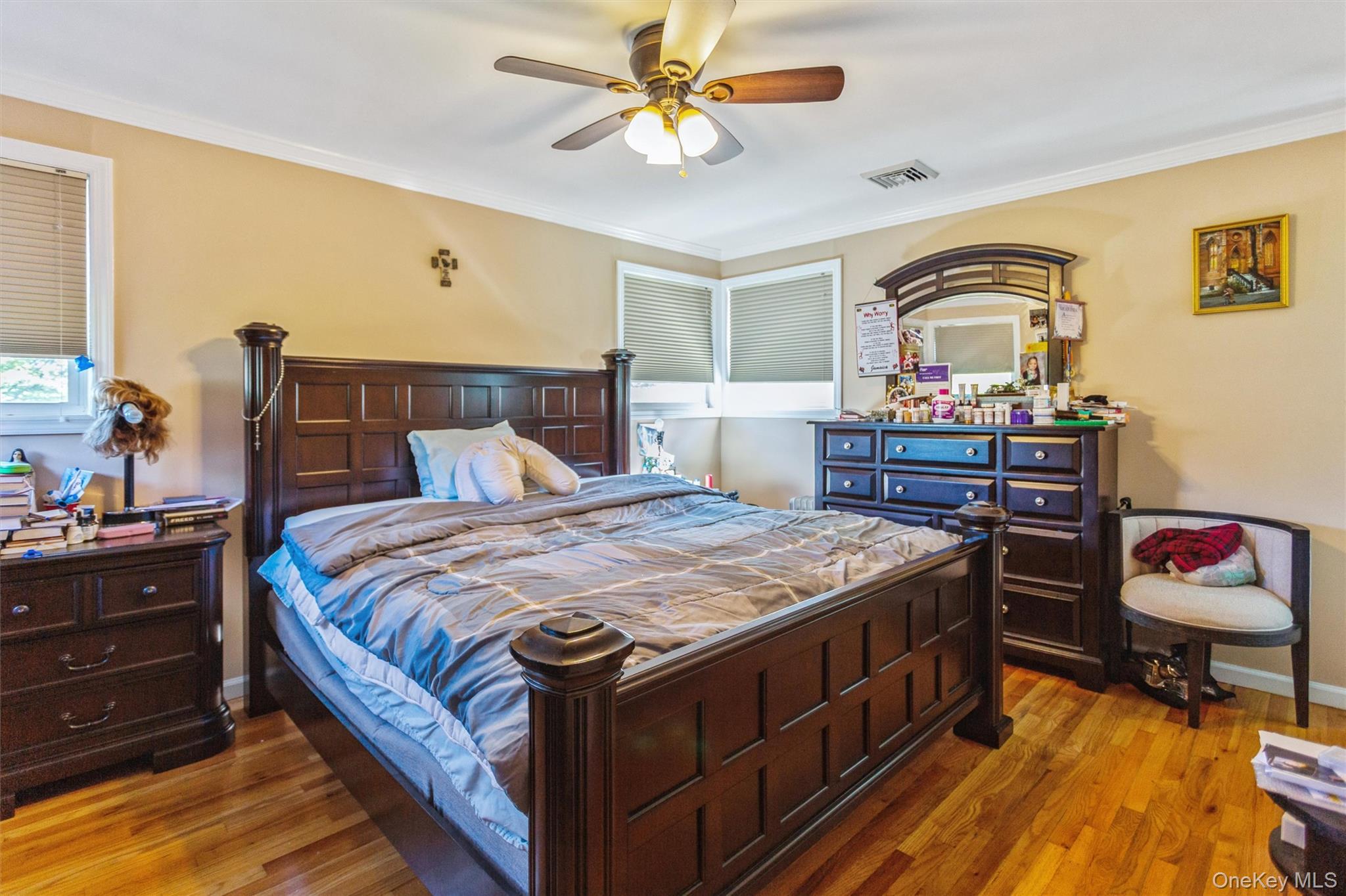 #11 photo, 23 Glen Road, Jericho , NY 11590