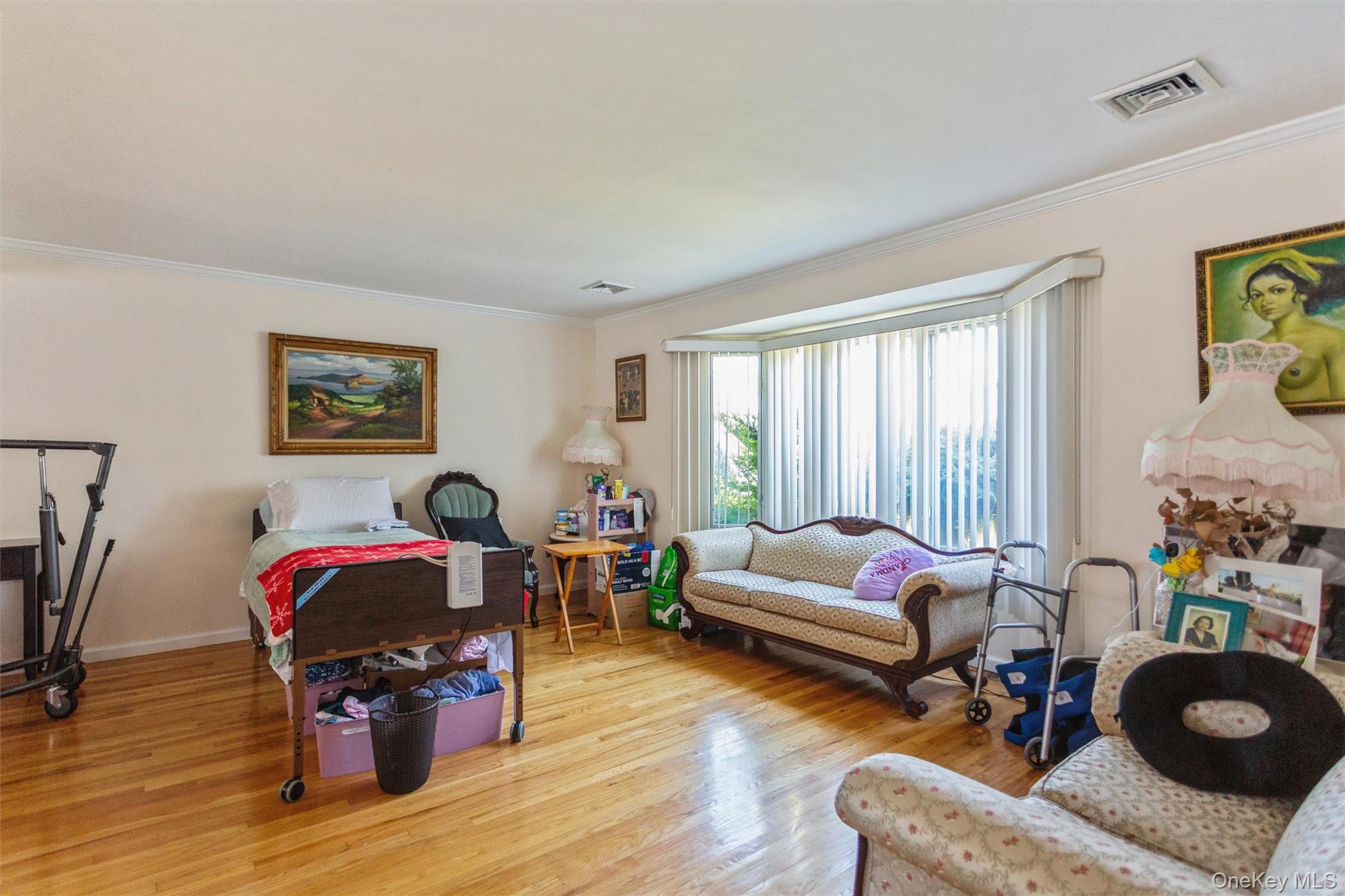 #9 photo, 23 Glen Road, Jericho , NY 11590